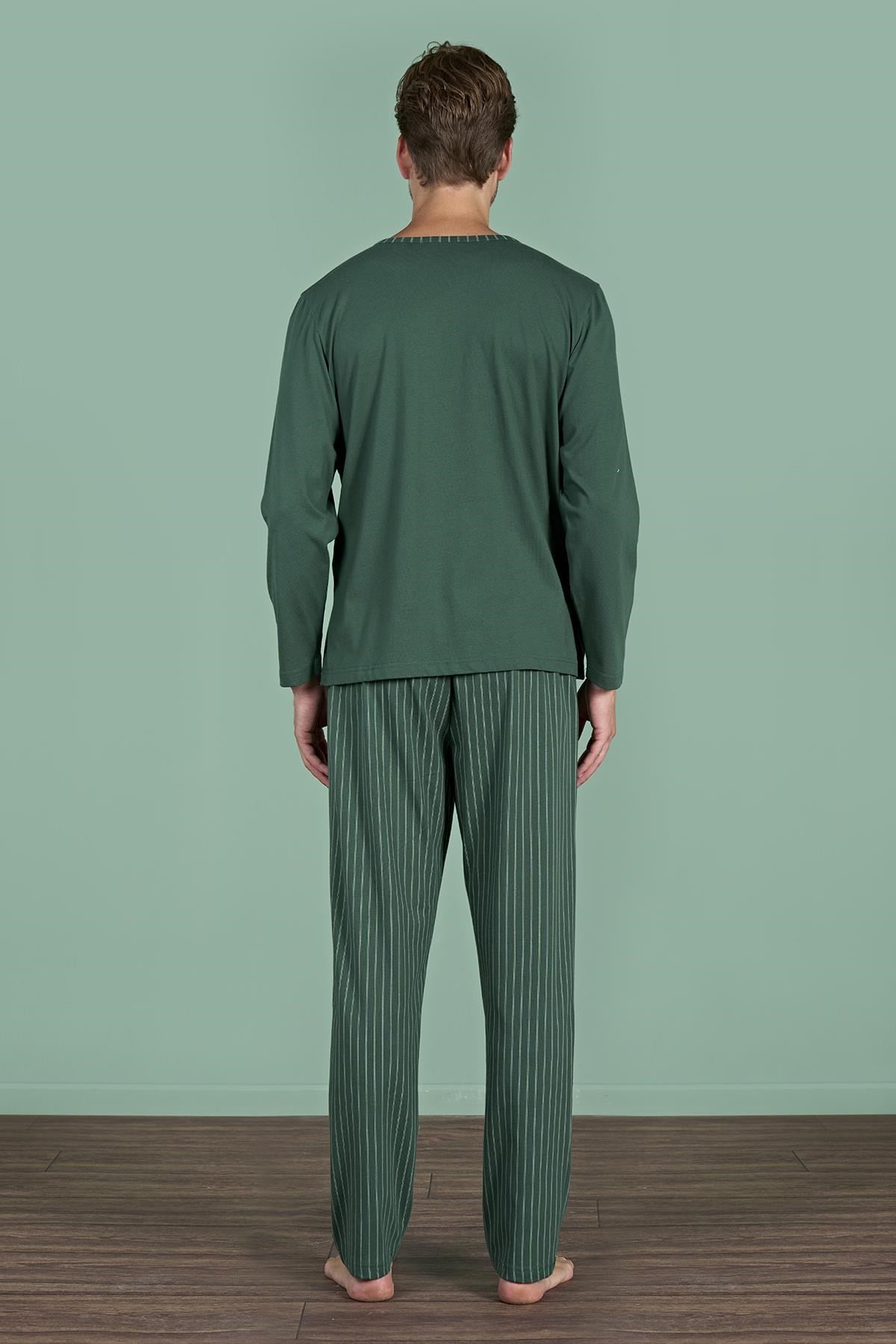 328893Erkek Yeşil Uzun Kollu Şerit Detaylı Düğmeli Yaka Pijama Takımı C1T3N91Pijama TakımıPijadoreErkek Yeşil Uzun Kollu Şerit Detaylı Düğmeli Yaka Pijama Takımı C1T3N91