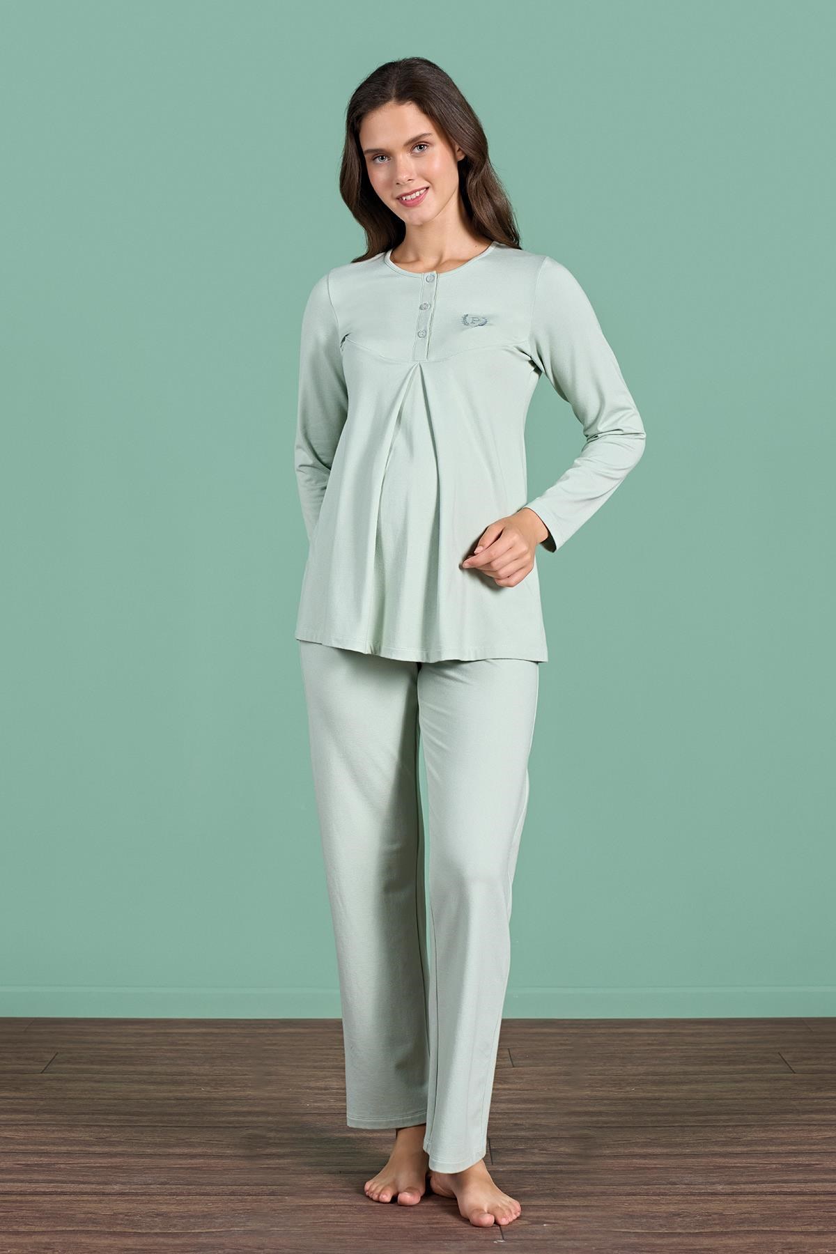 328914Kadın Yeşil Renk Yarım Düğmeli Uzun Kollu Lohusa Pijama Takımı C6T4N91Pijama TakımıPijadoreKadın Yeşil Renk Yarım Düğmeli Uzun Kollu Lohusa Pijama Takımı C6T4N91