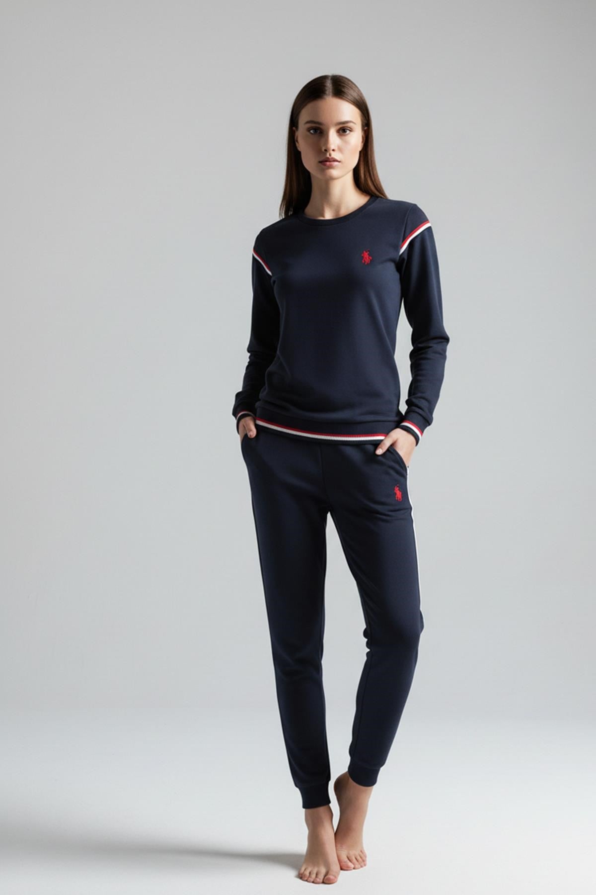 328964Kadın Lacivert Şerit Detaylı Bisiklet Yaka Pijama Takımı C8T1N102Eşofman TakımPoloKadın Lacivert Şerit Detaylı Bisiklet Yaka Pijama Takımı C8T1N102