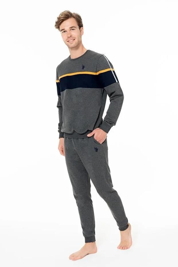 329185Erkek Antrasit Renk Uzun Kollu Bisiklet Yaka Renk Bloklu Lastikli Paça Pijama Takımı C6T3N981Pijama TakımıPoloErkek Antrasit Renk Uzun Kollu Bisiklet Yaka Renk Bloklu Lastikli Paça Pijama Takımı C6T3N981