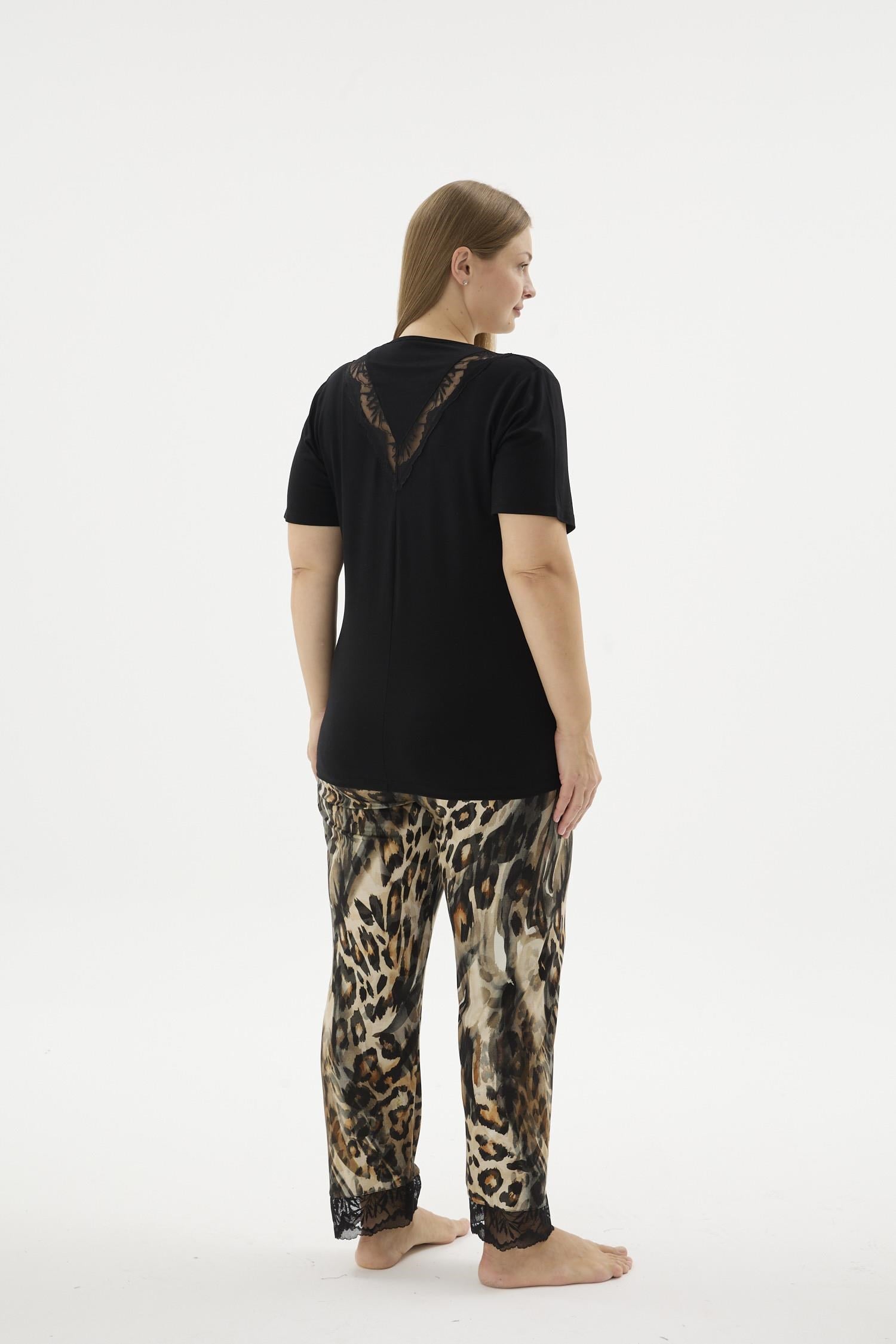 332688Kadın Büyük Beden Kısa Kol Siyah Leoparlı Pijama Takımı C2T9N671Büyük BedenSevimKadın Büyük Beden Kısa Kol Siyah Leoparlı Pijama Takımı C2T9N671
