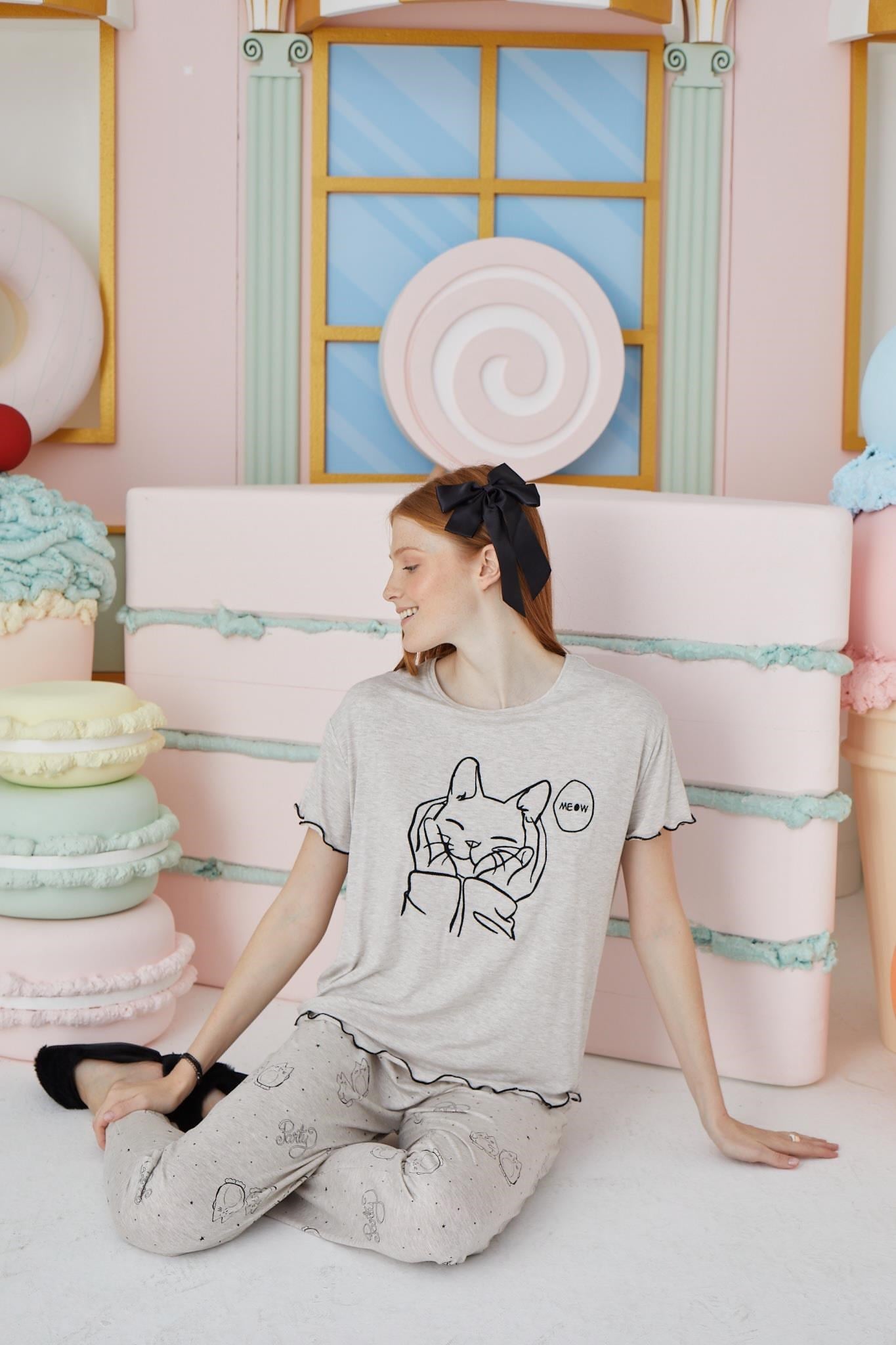 318629Kadın Kısa Kol Bej Melanj Pijama Takım C7T2N751cotonhause.com.tr Online Alışveriş - Sezon İndirimlerini KeşfetKadın Kısa Kol Bej Melanj Pijama Takım C7T2N751Kısa Kol / Askılı PijamaSevimKadın Kısa Kol Bej Melanj Pijama Takım C7T2N751