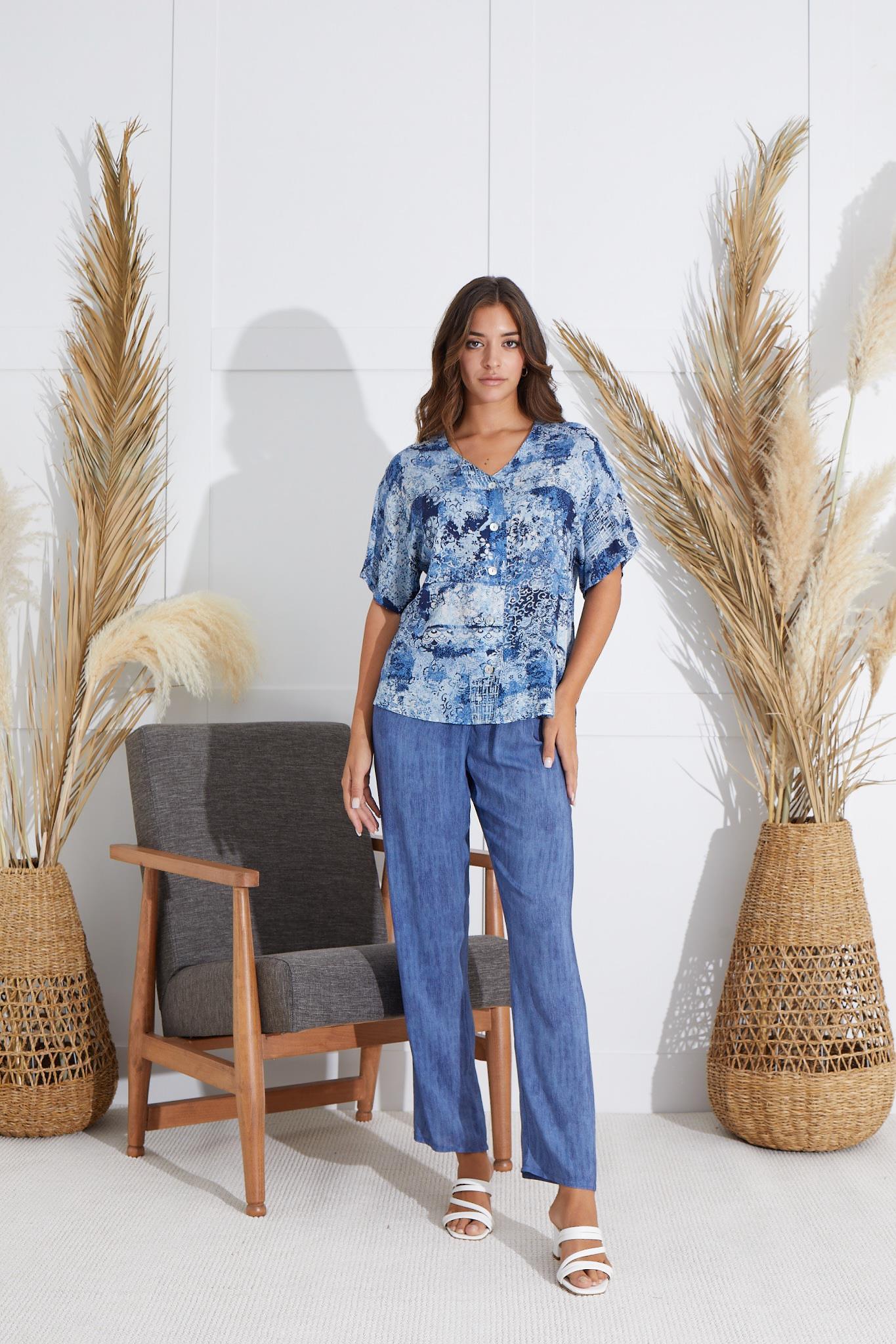 318591Kadın Kısa Kol Önden Düğmeli Lacivert Pijama Takım C2T5N551cotonhause.com.tr Online Alışveriş - Sezon İndirimlerini KeşfetKadın Kısa Kol Önden Düğmeli Lacivert Pijama Takım C2T5N551Kısa Kol / Askılı PijamaSevimKadın Kısa Kol Önden Düğmeli Lacivert Pijama Takım C2T5N551