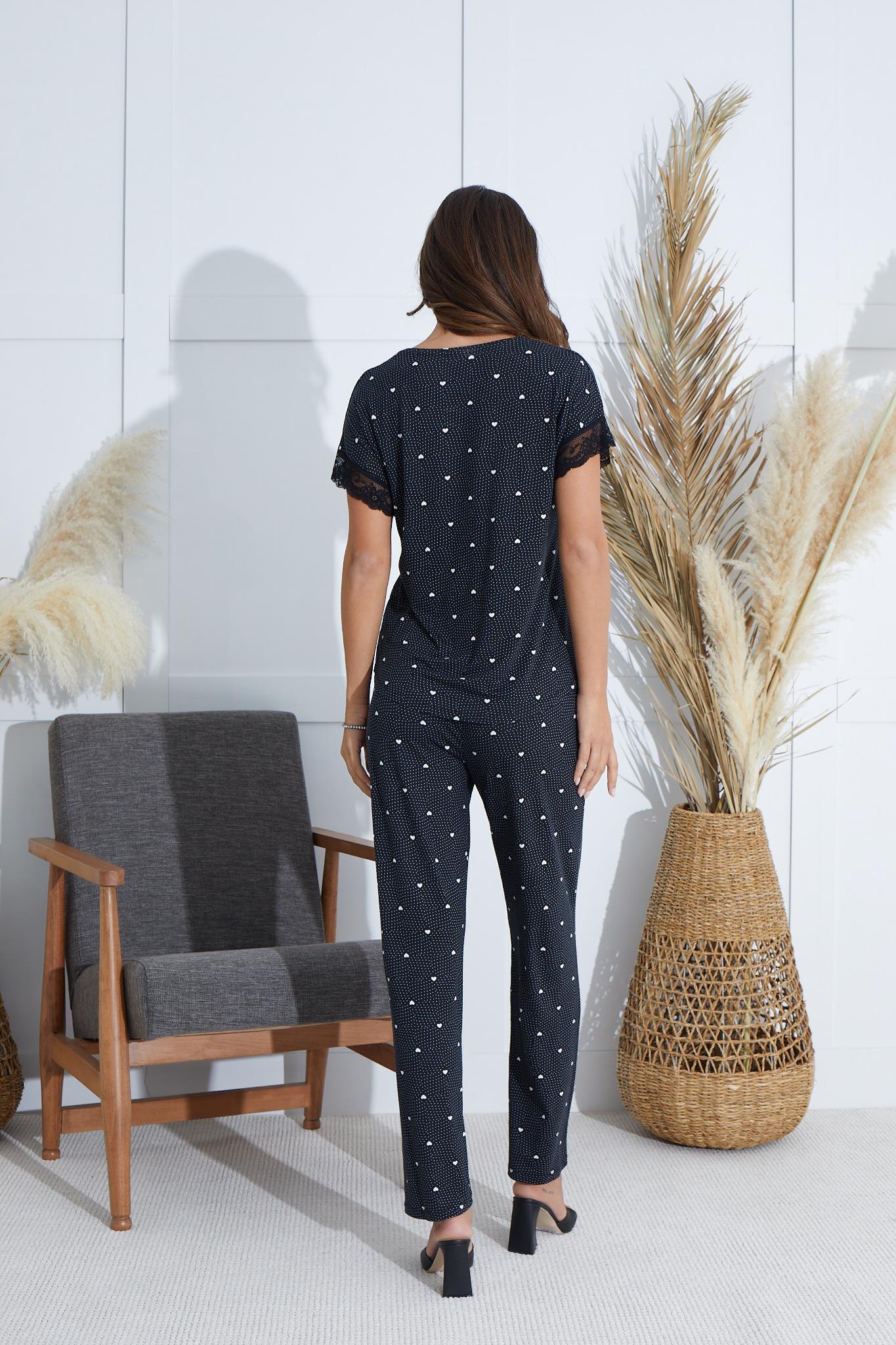 318594Kadın Kısa Kol Siyah  Pijama Takım C0T6N551cotonhause.com.tr Online Alışveriş - Sezon İndirimlerini KeşfetKadın Kısa Kol Siyah  Pijama Takım C0T6N551Kısa Kol / Askılı PijamaSevimKadın Kısa Kol Siyah  Pijama Takım C0T6N551