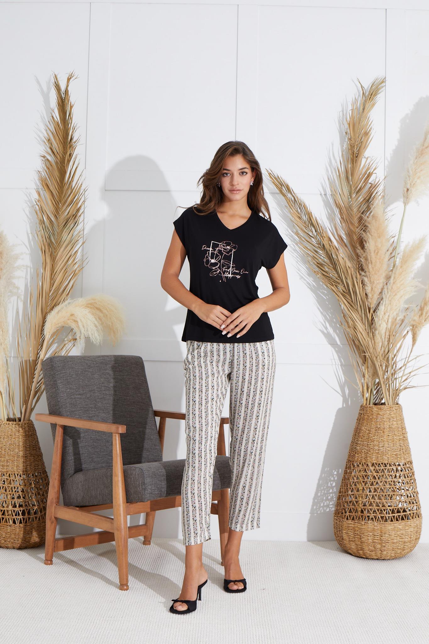 320041Kadın Kısa Kol Siyah  Pijama Takım C4T8N6O51cotonhause.com.tr Online Alışveriş - Sezon İndirimlerini KeşfetKadın Kısa Kol Siyah  Pijama Takım C4T8N6O51Kısa Kol / Askılı PijamaSevimKadın Kısa Kol Siyah  Pijama Takım C4T8N6O51