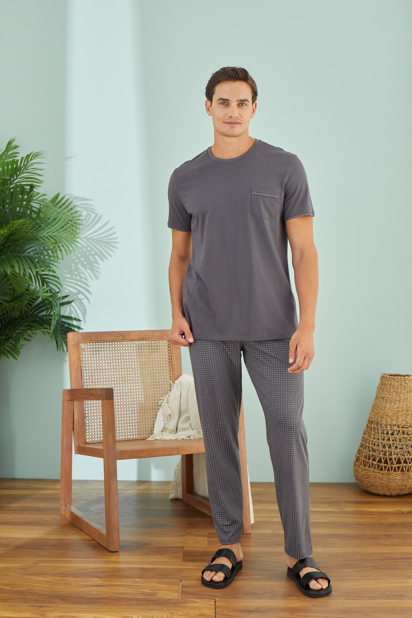 318751Erkek Kısa Kol Antrasit Pijama Takım C3T9N49cotonhause.com.tr Online Alışveriş - Sezon İndirimlerini KeşfetErkek Kısa Kol Antrasit Pijama Takım C3T9N49Pijama TakımıSevimErkek Kısa Kol Antrasit Pijama Takım C3T9N49