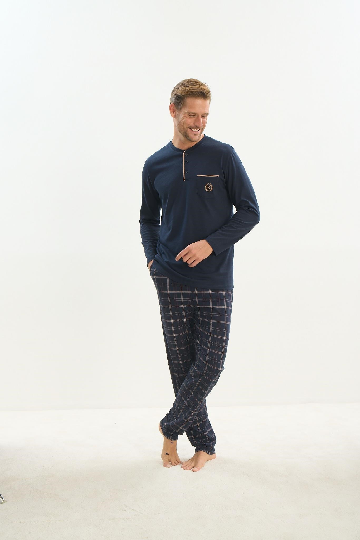 325499Erkek Büyük Beden Uzun Kol Lacivert Pijama Takım C9T3N5O9Erkek Büyük Beden Uzun Kol Lacivert Pijama Takım C9T3N5O9SevimPijama TakımıPijama TakımıSevimErkek Büyük Beden Uzun Kol Lacivert Pijama Takım C9T3N5O9