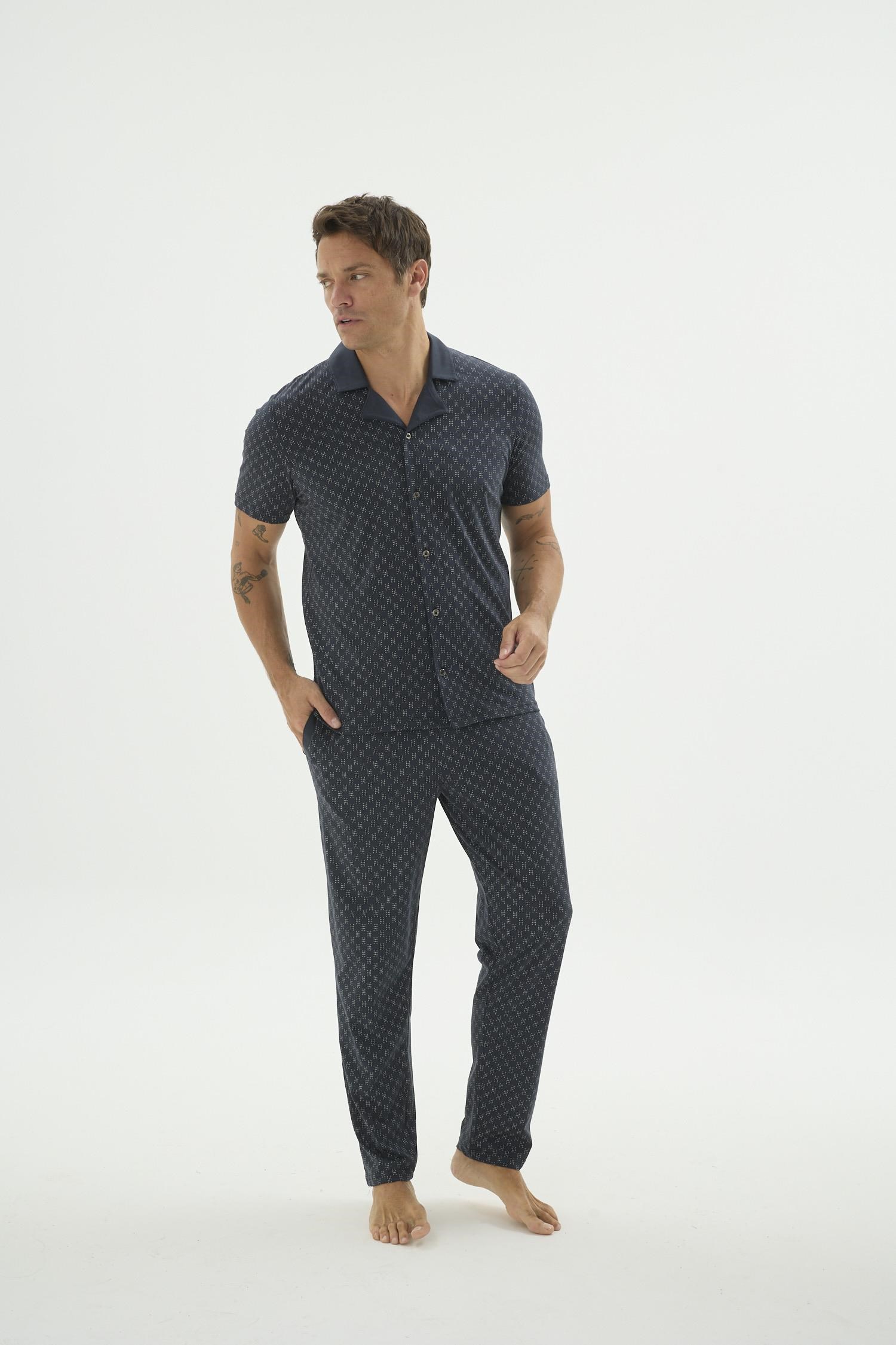 332701Erkek Gömlek Yaka Önden Düğmeli Füme Pijama Takımı C3T7N69Pijama TakımıSevimErkek Gömlek Yaka Önden Düğmeli Füme Pijama Takımı C3T7N69