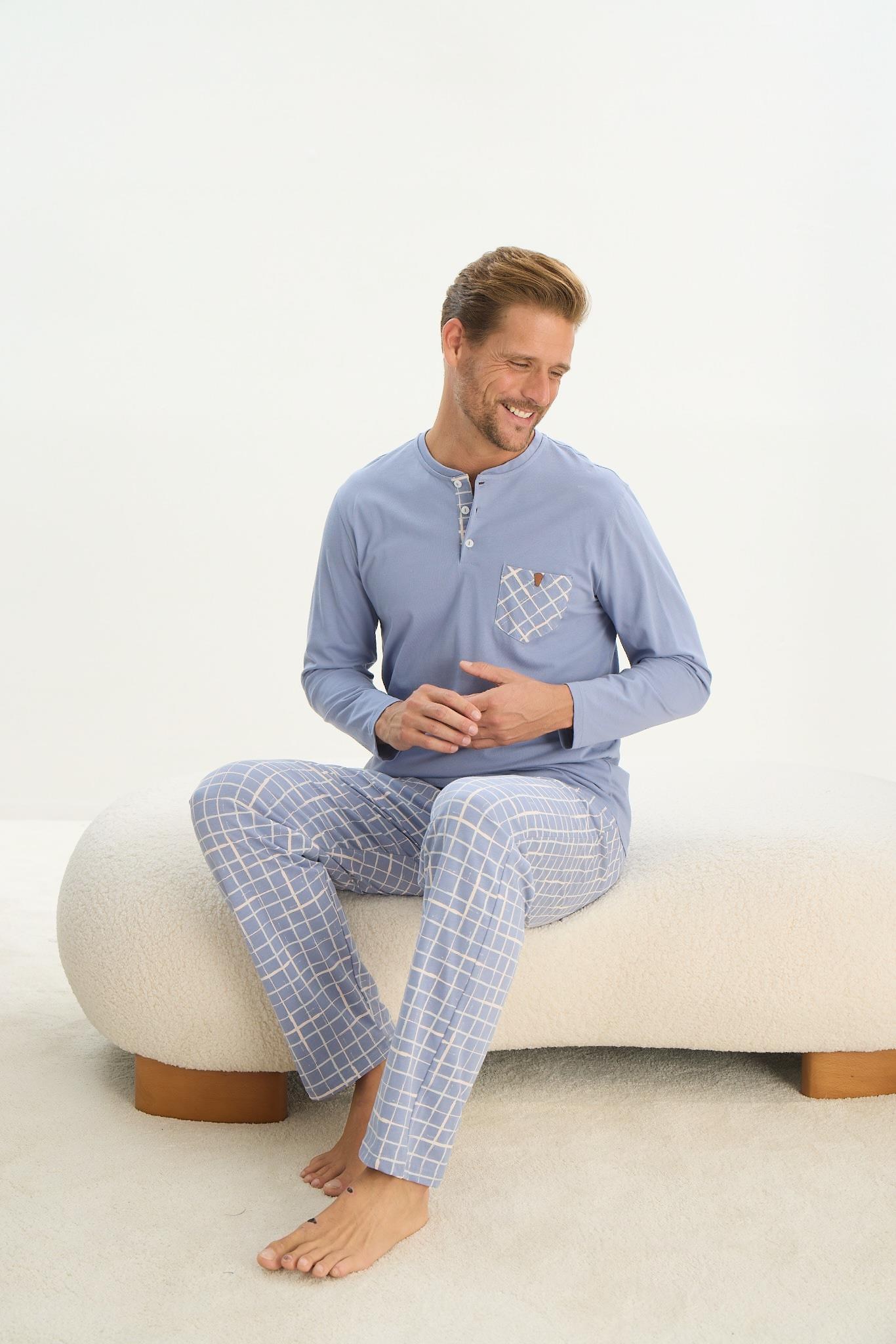 325485Erkek Uzun Kol %100 Pamuk Mavi Pijama Takım 9516Erkek Uzun Kol %100 Pamuk Mavi Pijama Takım 9516SevimPijama TakımıPijama TakımıSevimErkek Uzun Kol %100 Pamuk Mavi Pijama Takım 9516