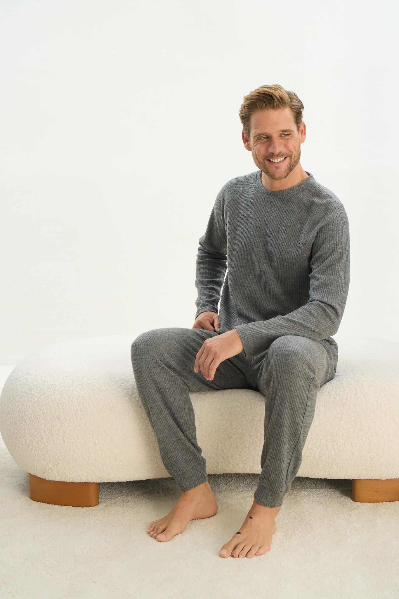 325495Erkek Uzun Kol Antrasit Pijama Takım C0T4N5O9Erkek Uzun Kol Antrasit Pijama Takım C0T4N5O9SevimPijama TakımıPijama TakımıSevimErkek Uzun Kol Antrasit Pijama Takım C0T4N5O9