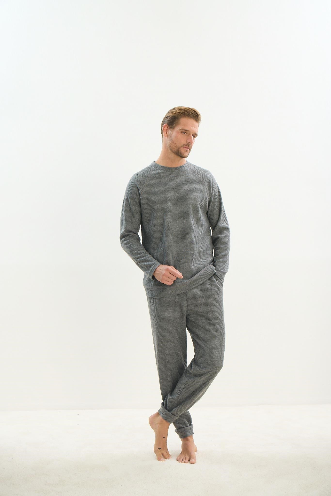 325495Erkek Uzun Kol Antrasit Pijama Takım C0T4N5O9Erkek Uzun Kol Antrasit Pijama Takım C0T4N5O9SevimPijama TakımıPijama TakımıSevimErkek Uzun Kol Antrasit Pijama Takım C0T4N5O9