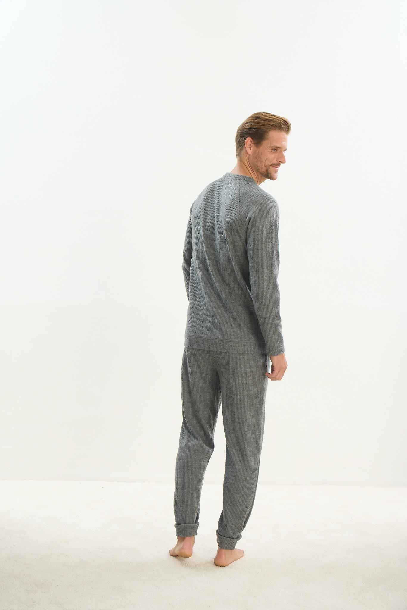 325495Erkek Uzun Kol Antrasit Pijama Takım C0T4N5O9Erkek Uzun Kol Antrasit Pijama Takım C0T4N5O9SevimPijama TakımıPijama TakımıSevimErkek Uzun Kol Antrasit Pijama Takım C0T4N5O9