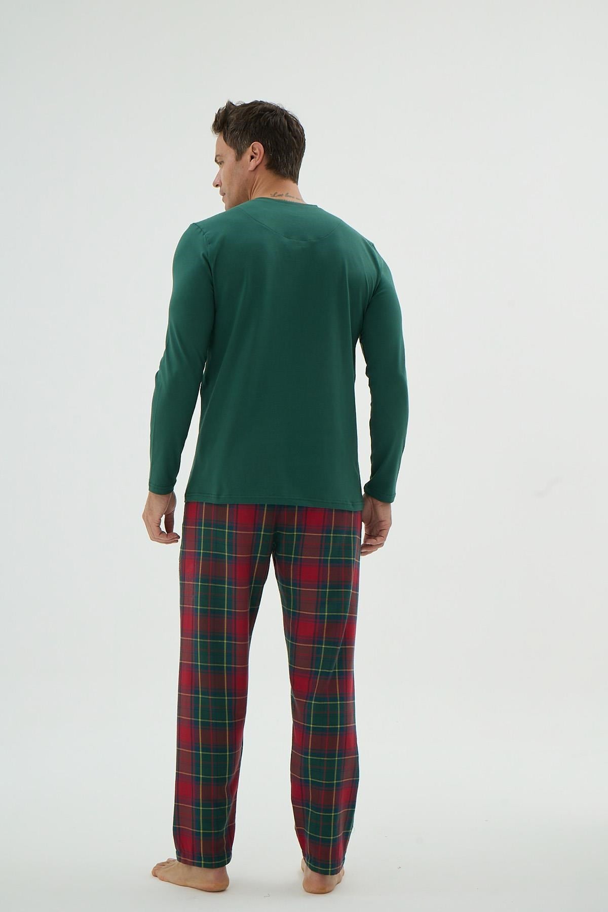 328692Erkek Uzun Kol Ekose Alt Koyu Yeşil Pijama Takımı C7T4N69Pijama TakımıSevimErkek Uzun Kol Ekose Alt Koyu Yeşil Pijama Takımı C7T4N69