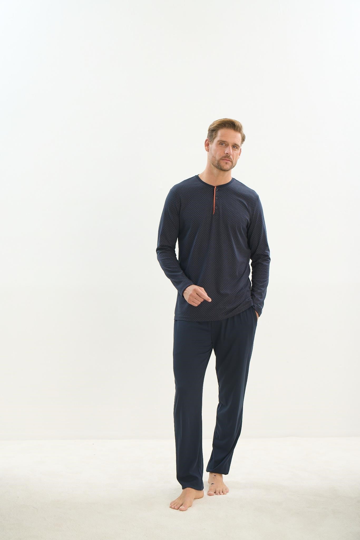 324252Erkek Uzun Kol Lacivert Pijama Takım C6T2N5O9Erkek Uzun Kol Lacivert Pijama Takım C6T2N5O9SevimPijama TakımıPijama TakımıSevimErkek Uzun Kol Lacivert Pijama Takım C6T2N5O9