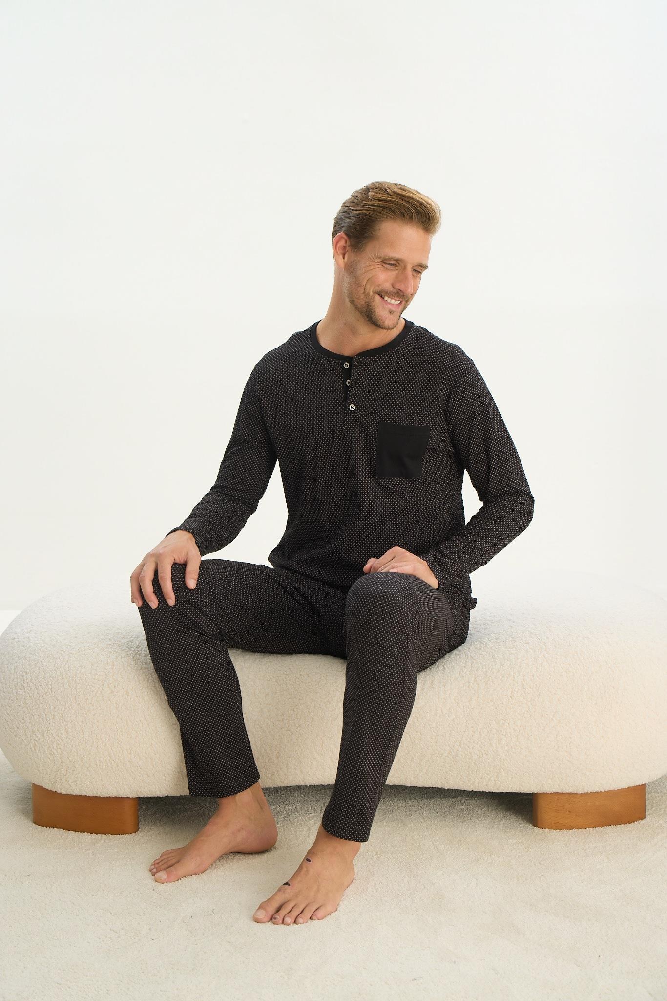 324240Erkek Uzun Kol Siyah Pijama Takım C2T5N4O9Erkek Uzun Kol Siyah Pijama Takım C2T5N4O9SevimPijama TakımıPijama TakımıSevimErkek Uzun Kol Siyah Pijama Takım C2T5N4O9