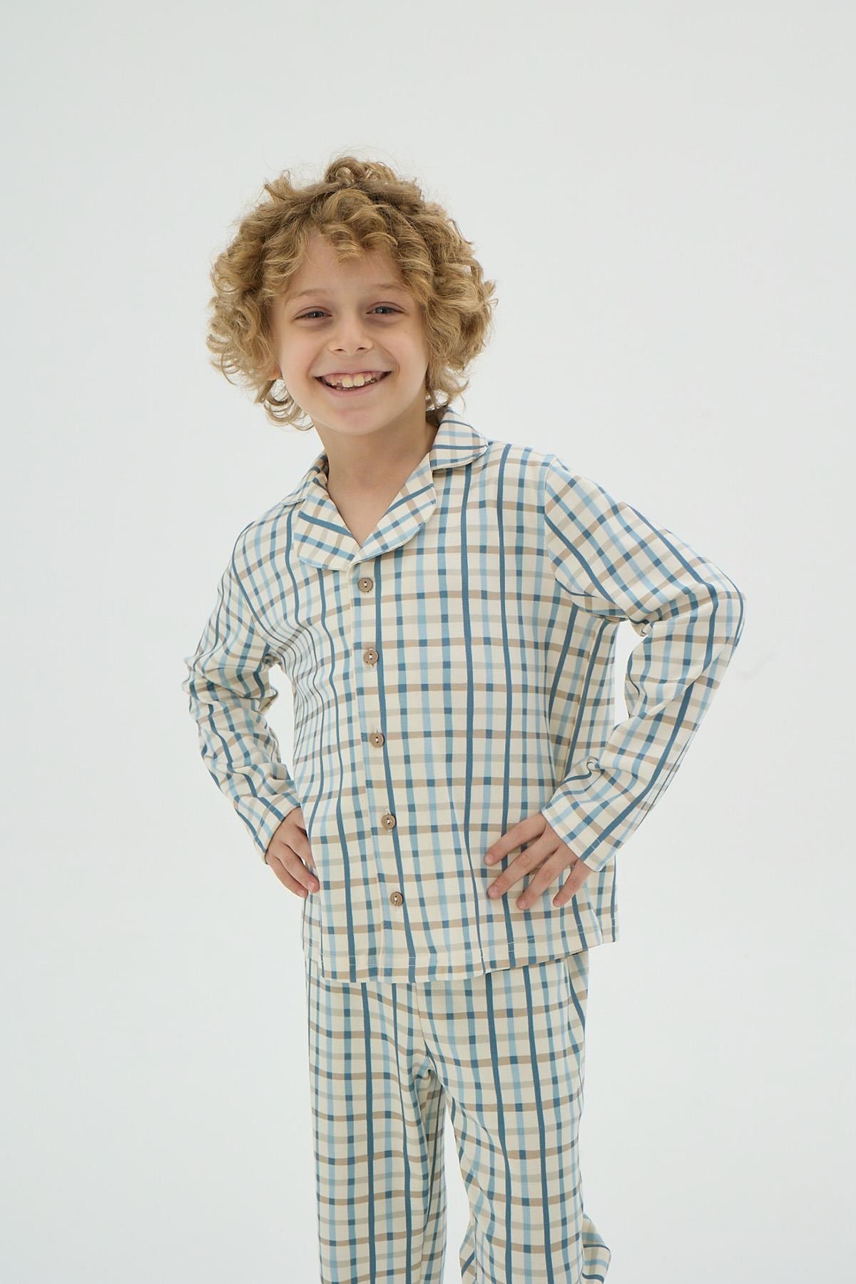328666Erkek Çocuk Ekoseli Düğmeli Uzun Kollu Pijama Takımı C5T1N98PijamaSevimErkek Çocuk Ekoseli Düğmeli Uzun Kollu Pijama Takımı C5T1N98
