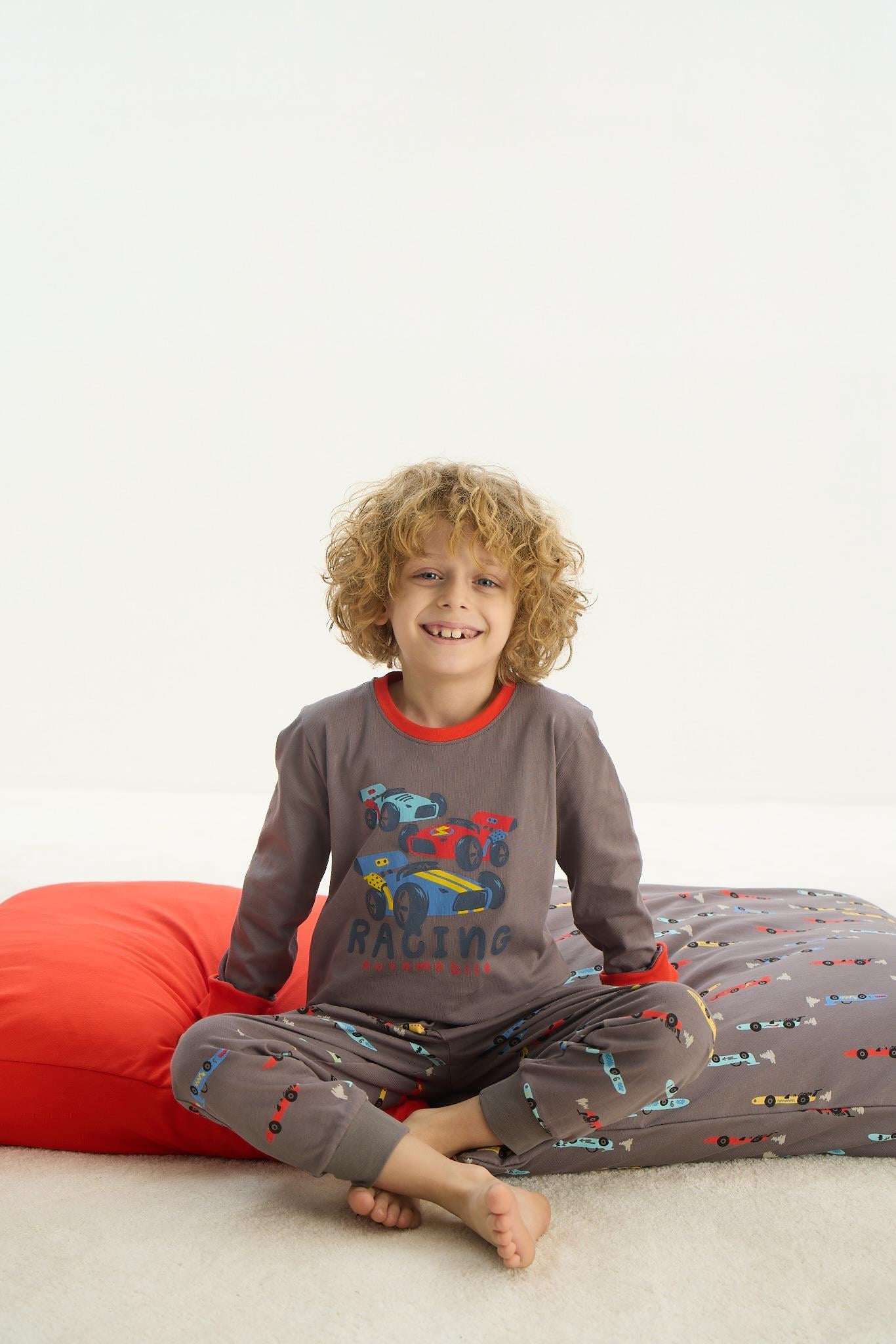 325510Erkek Çocuk Uzun Kol Gri Pijama Takım C0T4N7O8Erkek Çocuk Uzun Kol Gri Pijama Takım C0T4N7O8SevimPijamaPijamaSevimErkek Çocuk Uzun Kol Gri Pijama Takım C0T4N7O8