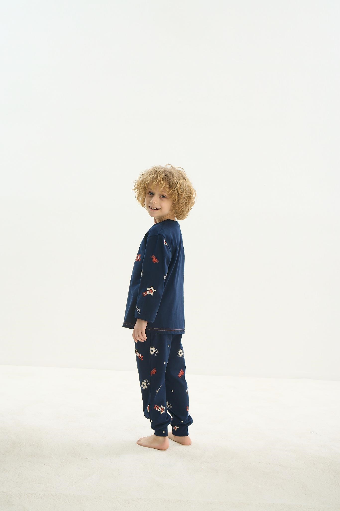 324295Erkek Çocuk Uzun Kol Lacivert Pijama Takım C3T3N7O8Erkek Çocuk Uzun Kol Lacivert Pijama Takım C3T3N7O8SevimPijamaPijamaSevimErkek Çocuk Uzun Kol Lacivert Pijama Takım C3T3N7O8
