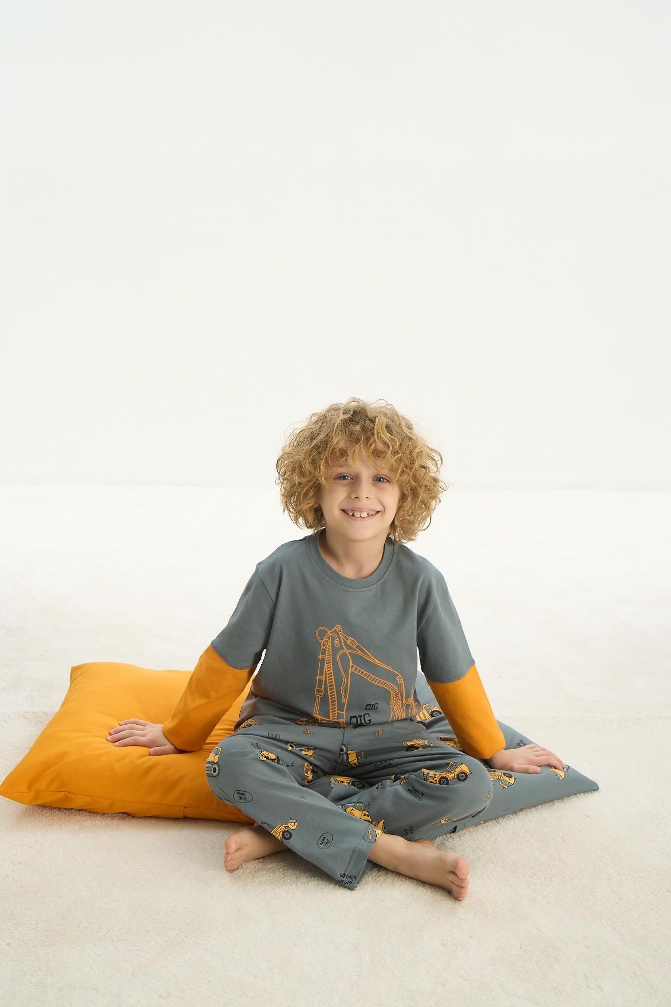 324288Erkek Çocuk Uzun Kol Yeşil Pijama Takım C4T2N7O8Erkek Çocuk Uzun Kol Yeşil Pijama Takım C4T2N7O8SevimPijamaPijamaSevimErkek Çocuk Uzun Kol Yeşil Pijama Takım C4T2N7O8