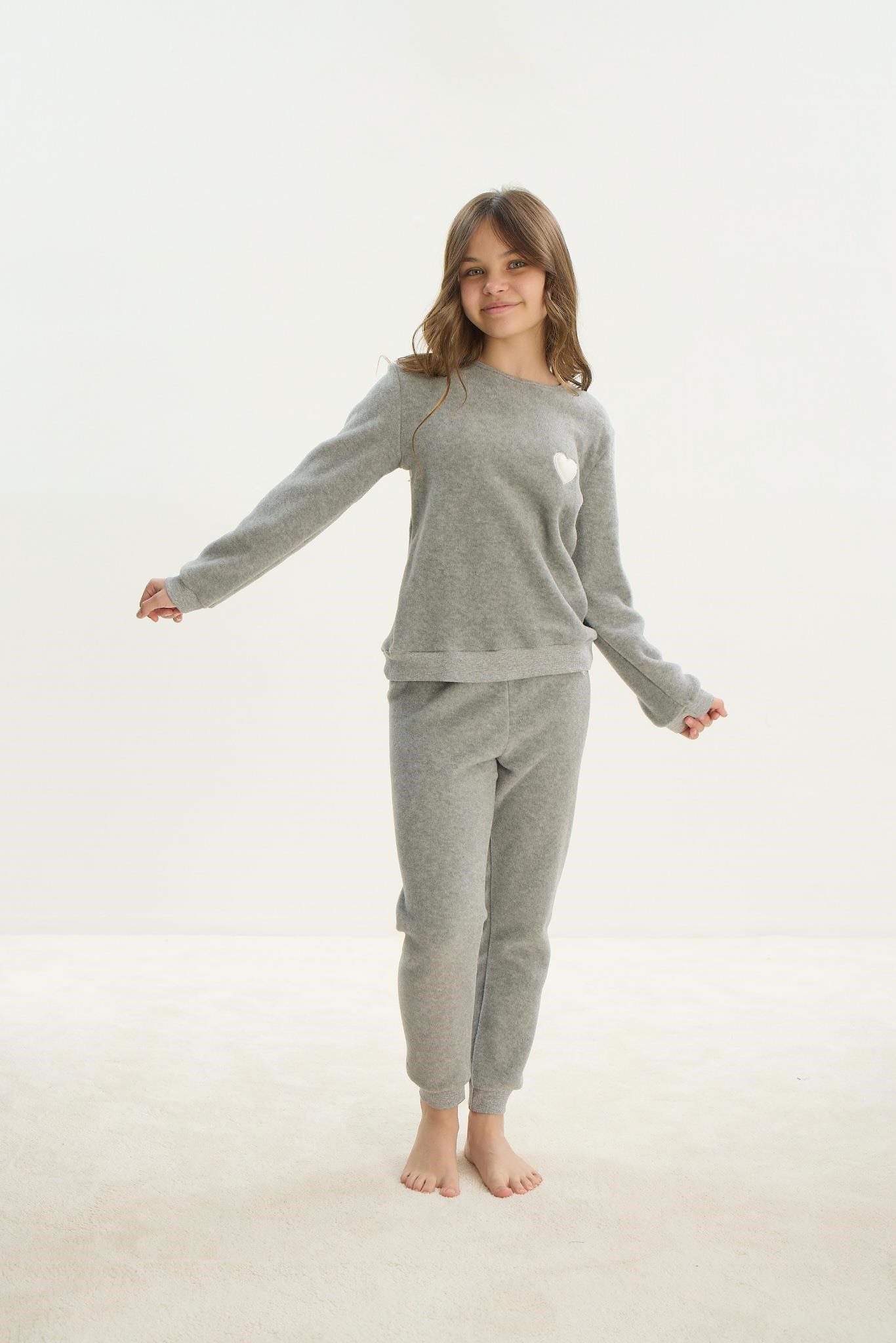 324304Kız Çocuk Garson Uzun Kol Polar Gri Melanj Pijama Takım C0T5N7O8Kız Çocuk Garson Uzun Kol Polar Gri Melanj Pijama Takım C0T5N7O8SevimPijamaPijamaSevimKız Çocuk Garson Uzun Kol Polar Gri Melanj Pijama Takım C0T5N7O8