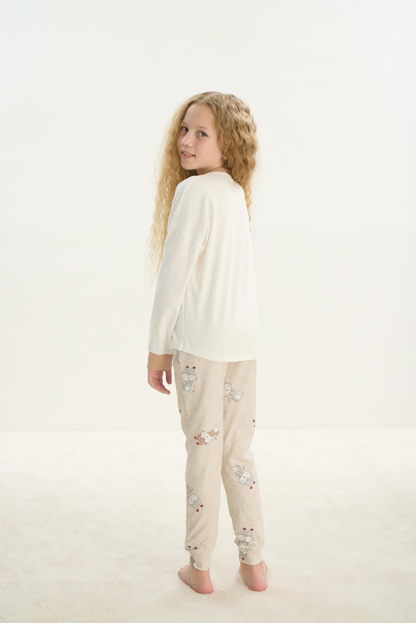 324299Kız Çocuk Uzun Kol Ekru Pijama Takım C2T4N7O8Kız Çocuk Uzun Kol Ekru Pijama Takım C2T4N7O8SevimPijamaPijamaSevimKız Çocuk Uzun Kol Ekru Pijama Takım C2T4N7O8