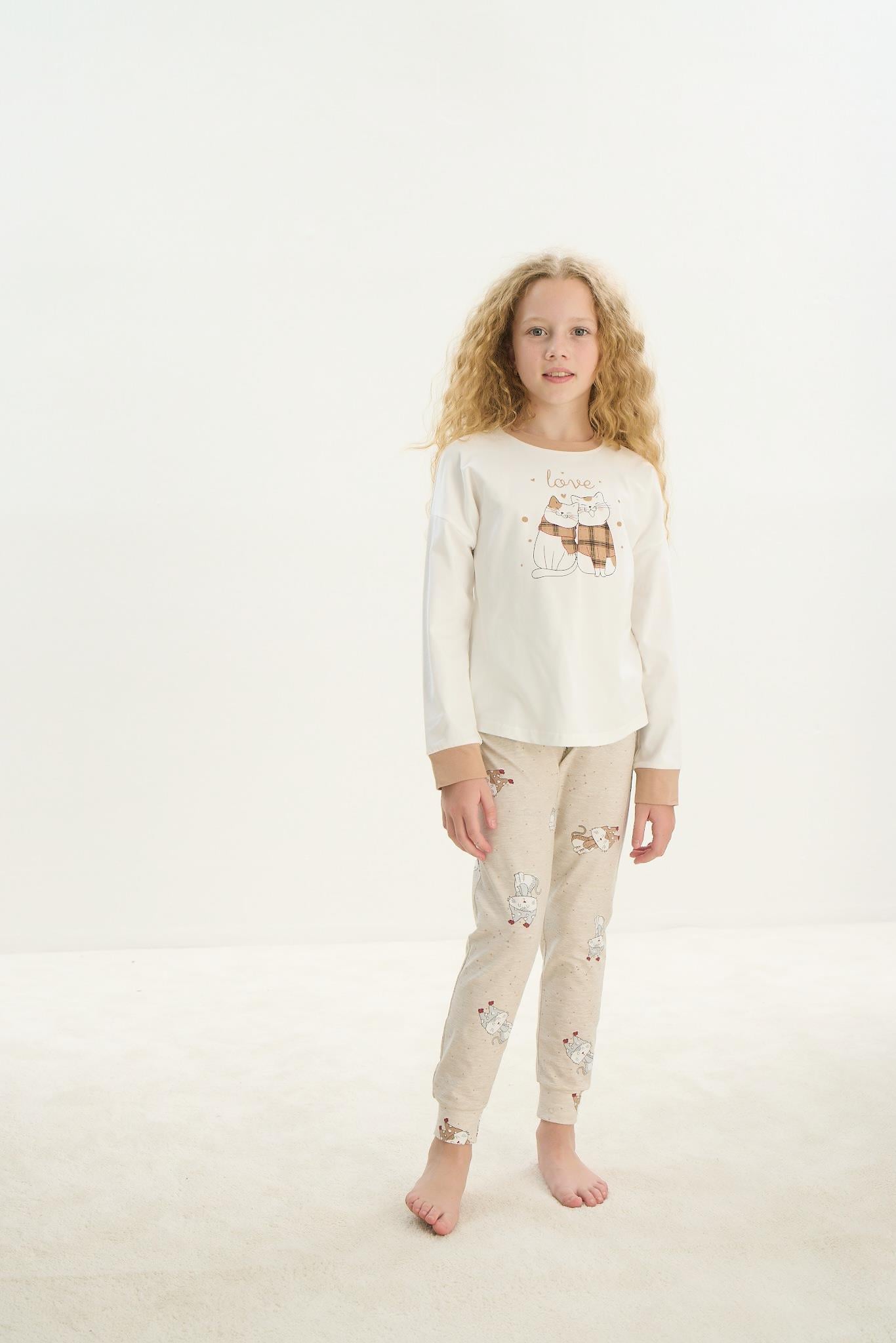 324299Kız Çocuk Uzun Kol Ekru Pijama Takım C2T4N7O8Kız Çocuk Uzun Kol Ekru Pijama Takım C2T4N7O8SevimPijamaPijamaSevimKız Çocuk Uzun Kol Ekru Pijama Takım C2T4N7O8
