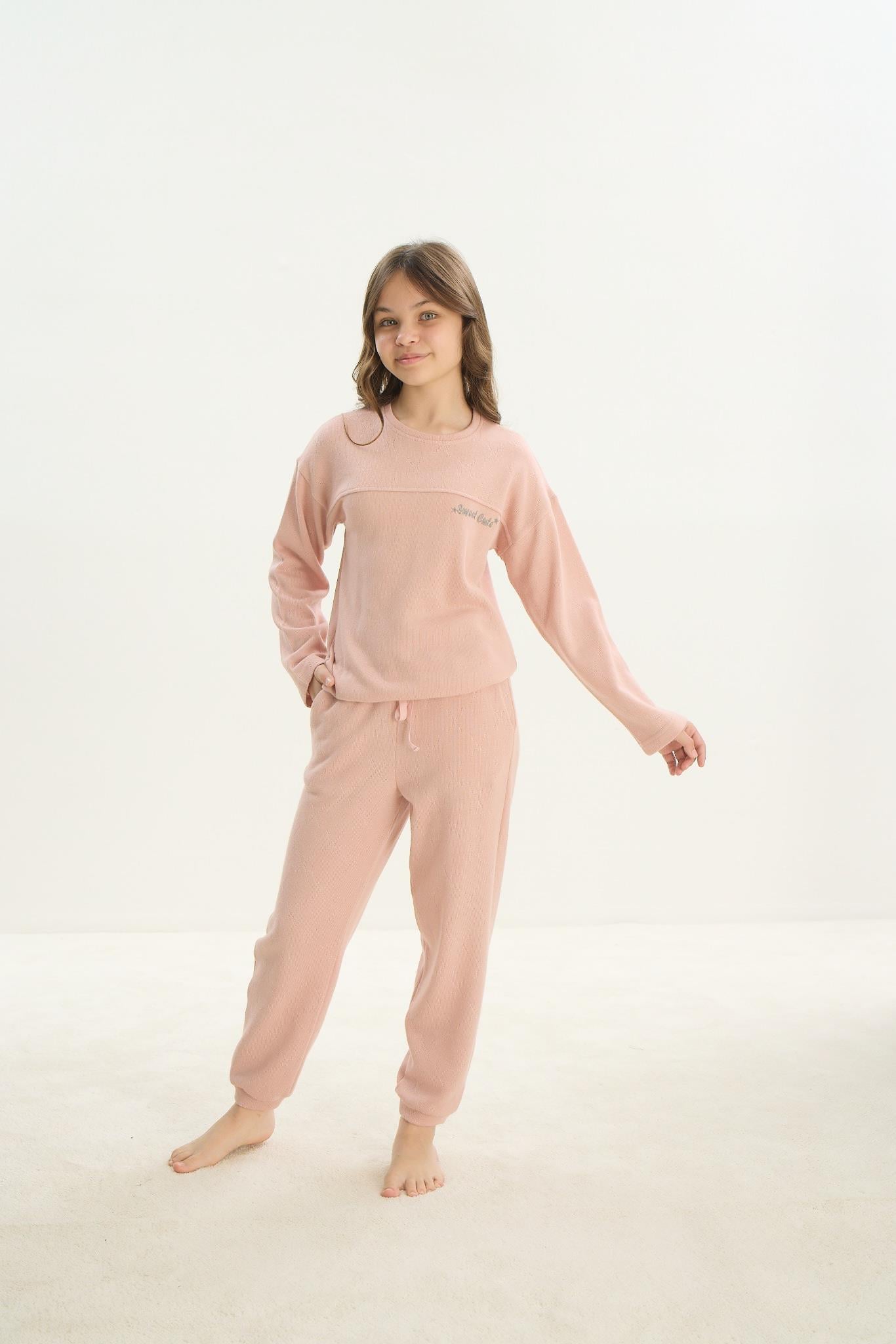 324294Kız Çocuk Uzun Kol Pudra Pijama Takım C0T3N7O8Kız Çocuk Uzun Kol Pudra Pijama Takım C0T3N7O8SevimPijamaPijamaSevimKız Çocuk Uzun Kol Pudra Pijama Takım C0T3N7O8