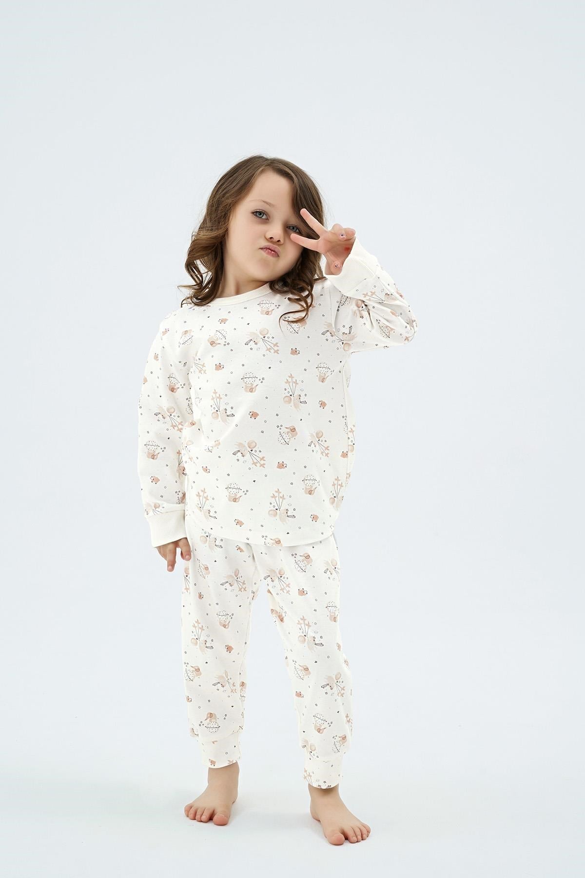 328670Kız Çocuk Uzun Kollu Baskılı Ekru Pijama Takımı C4T2N98PijamaSevimKız Çocuk Uzun Kollu Baskılı Ekru Pijama Takımı C4T2N98