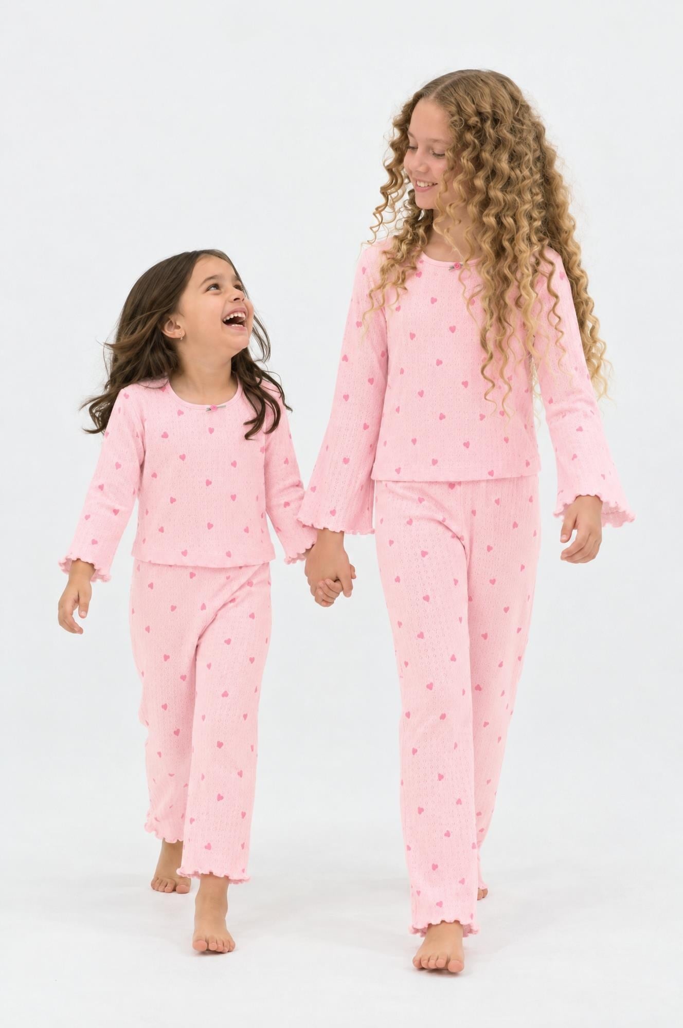334297Kız Çocuk Uzun Kollu Kalpli Pembe Pijama Takımı C5T0N007PijamaSevimKız Çocuk Uzun Kollu Kalpli Pembe Pijama Takımı C5T0N007