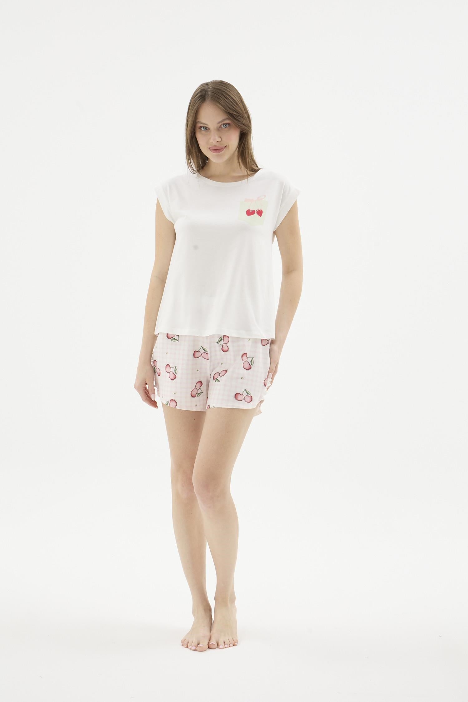332690Kadın Kısa Kol Kiraz Desenli Şortlu Ekru Pijama Takımı C9T0N771Şortlu TakımSevimKadın Kısa Kol Kiraz Desenli Şortlu Ekru Pijama Takımı C9T0N771