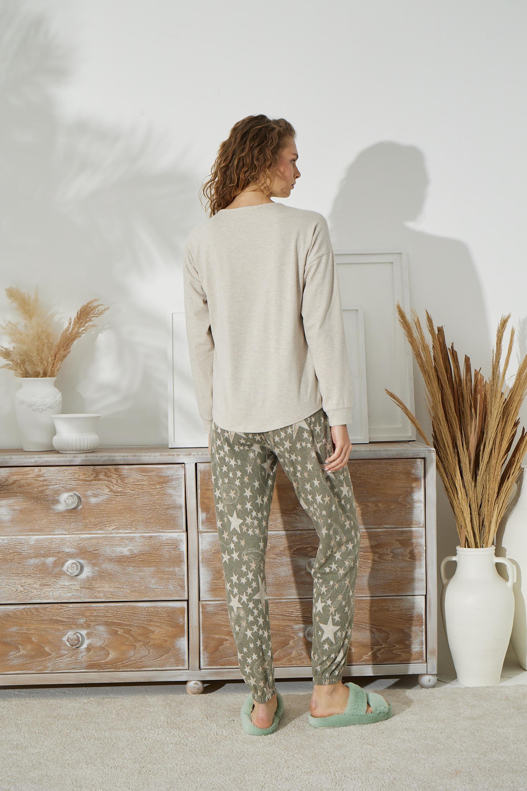 315818Kadın Uzun Kol Jakarlı Kalın Bej Melanj Pijama Takımı C1T5N0O93cotonhause.com.tr Online Alışveriş - Sezon İndirimlerini KeşfetKadın Uzun Kol Jakarlı Kalın Bej Melanj Pijama Takımı C1T5N0O93Uzun Kol PijamaSevimKadın Uzun Kol Jakarlı Kalın Bej Melanj Pijama Takımı C1T5N0O93