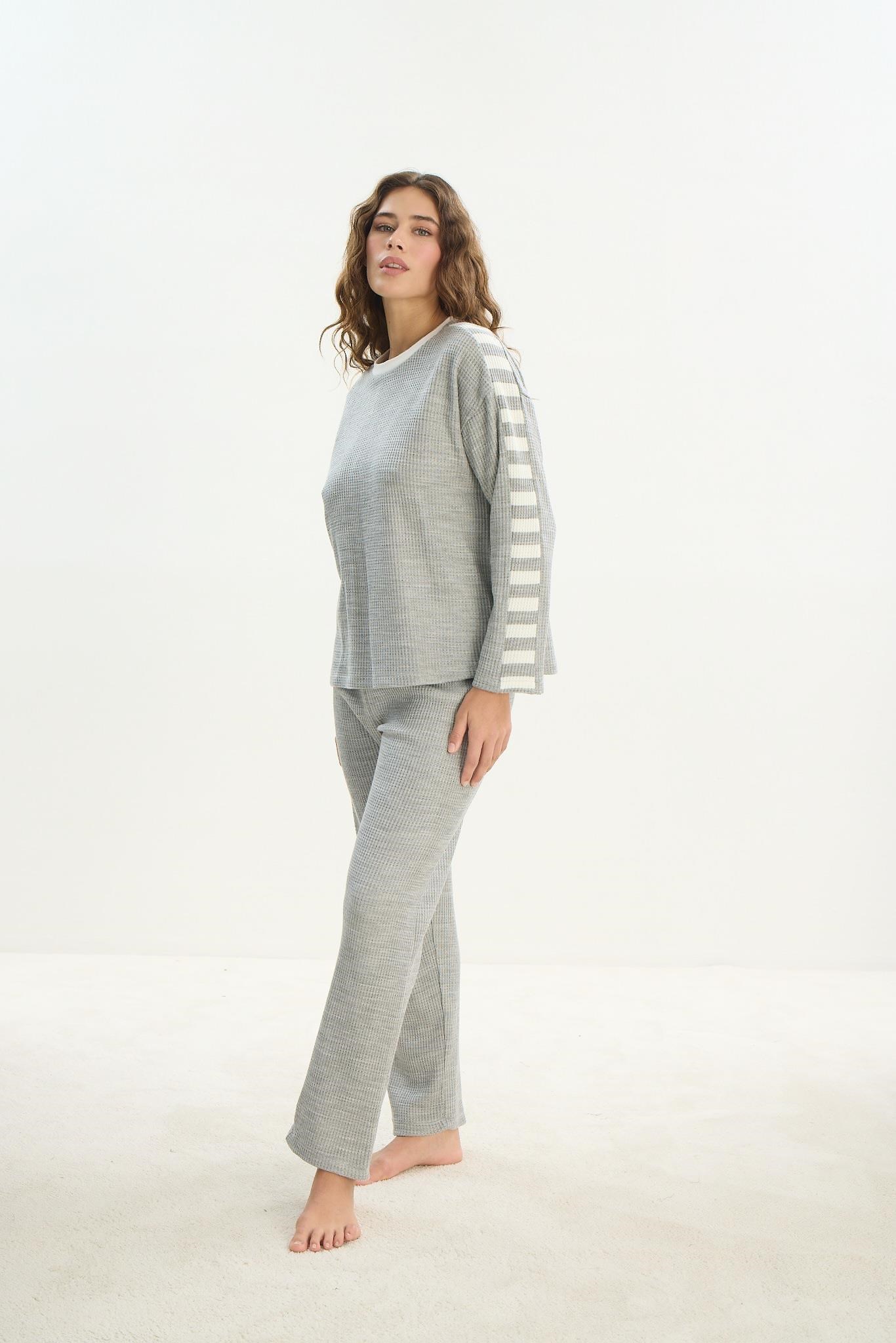 324131Kadın Uzun Kol Gri Mlelanj %100 Acrylic Pijama Takım C9T0N1O61Kadın Uzun Kol Gri Mlelanj %100 Acrylic Pijama Takım C9T0N1O61SevimUzun Kol PijamaUzun Kol PijamaSevimKadın Uzun Kol Gri Mlelanj %100 Acrylic Pijama Takım C9T0N1O61