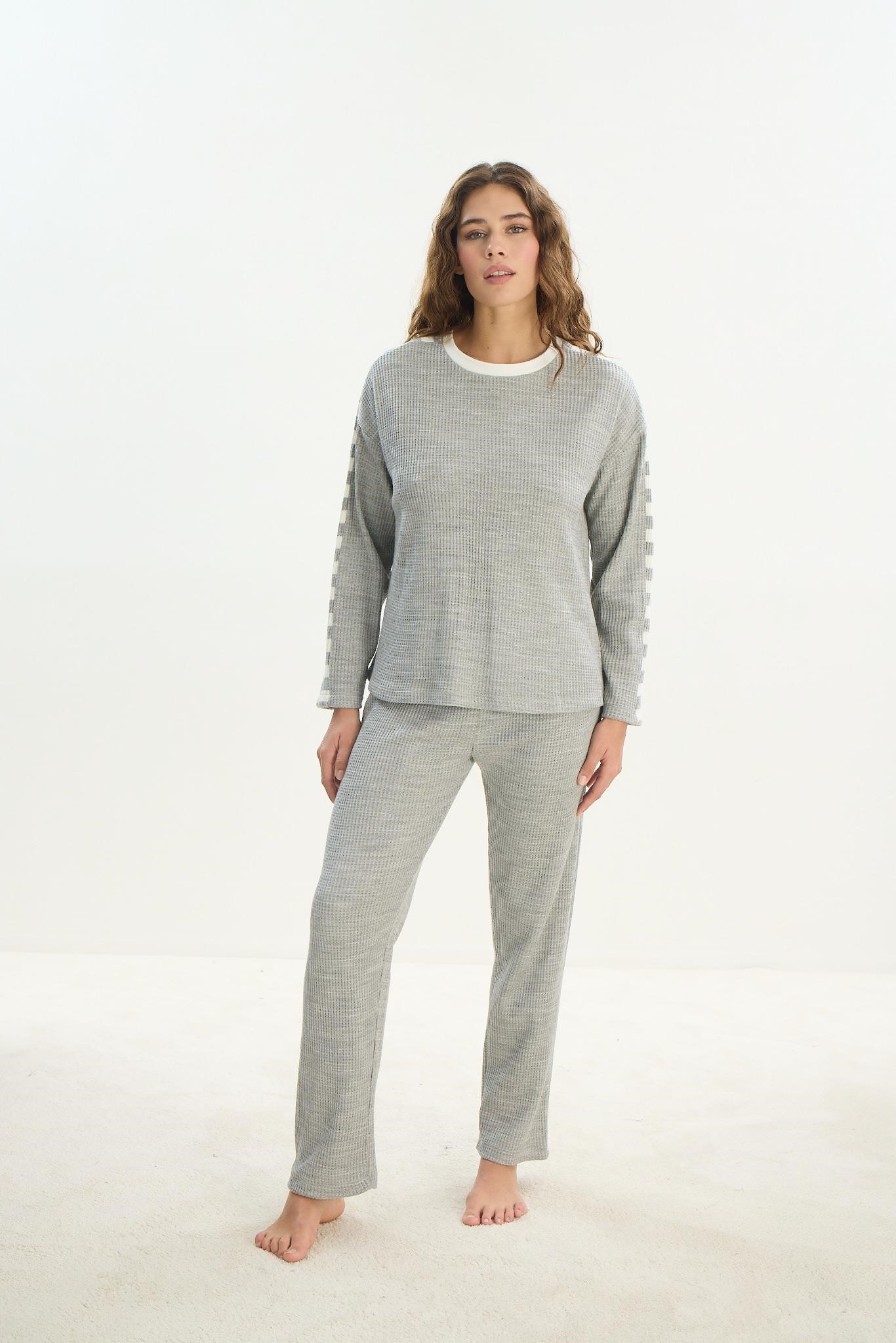324131Kadın Uzun Kol Gri Mlelanj %100 Acrylic Pijama Takım C9T0N1O61Kadın Uzun Kol Gri Mlelanj %100 Acrylic Pijama Takım C9T0N1O61SevimUzun Kol PijamaUzun Kol PijamaSevimKadın Uzun Kol Gri Mlelanj %100 Acrylic Pijama Takım C9T0N1O61