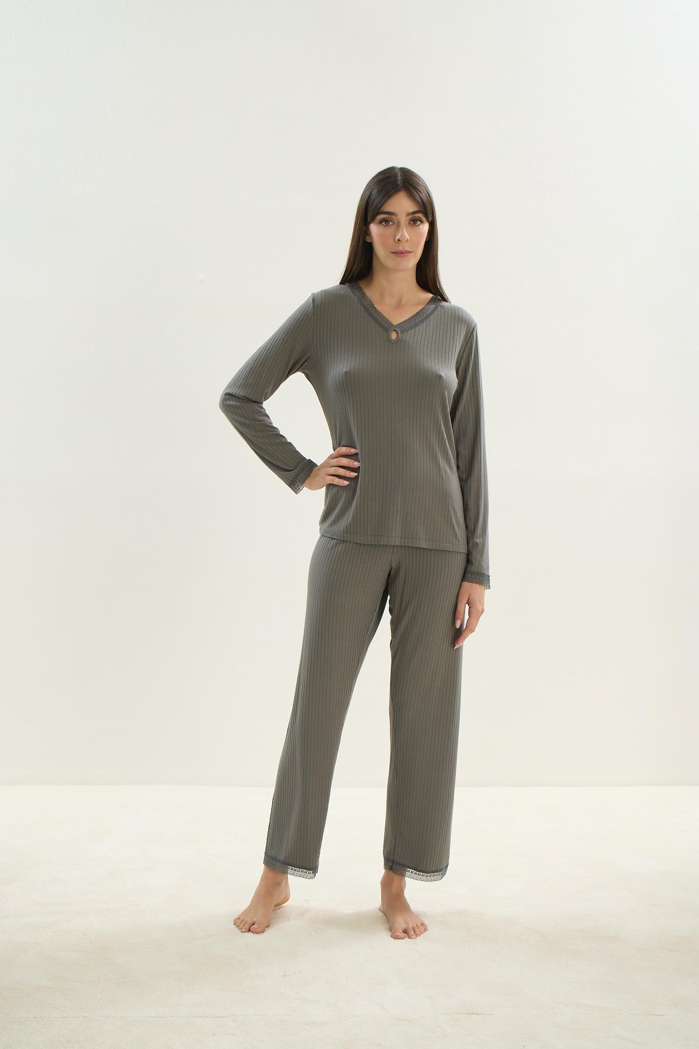 324146Kadın Uzun Kol Kaşkorse Haki Pijama Takım C7T7N1O61Kadın Uzun Kol Kaşkorse Haki Pijama Takım C7T7N1O61SevimUzun Kol PijamaUzun Kol PijamaSevimKadın Uzun Kol Kaşkorse Haki Pijama Takım C7T7N1O61