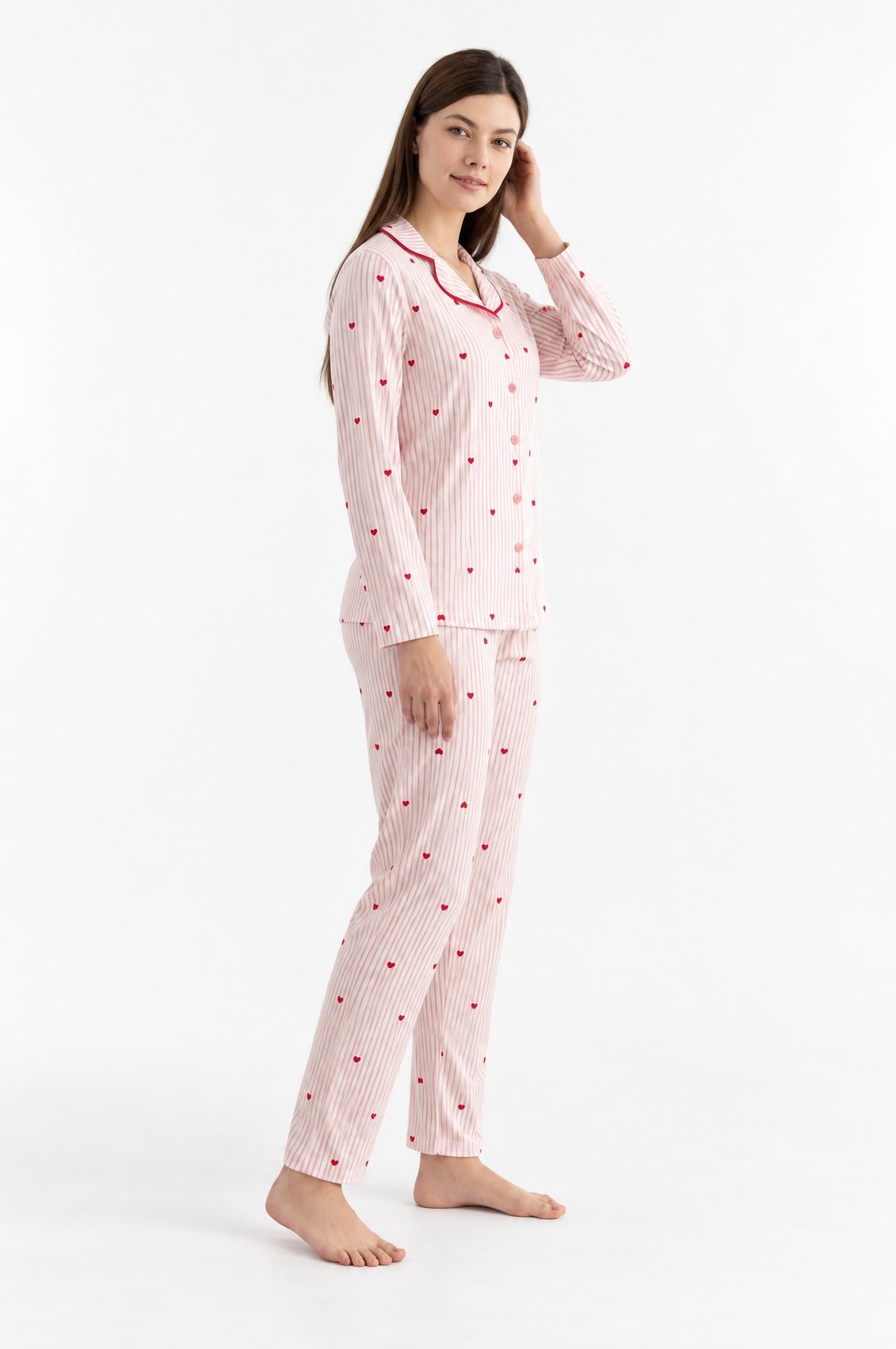 334293Kadın Uzun Kol Önden Düğmeli Kalpli Pembe Pijama Takımı C6T1N081Uzun Kol PijamaSevimKadın Uzun Kol Önden Düğmeli Kalpli Pembe Pijama Takımı C6T1N081