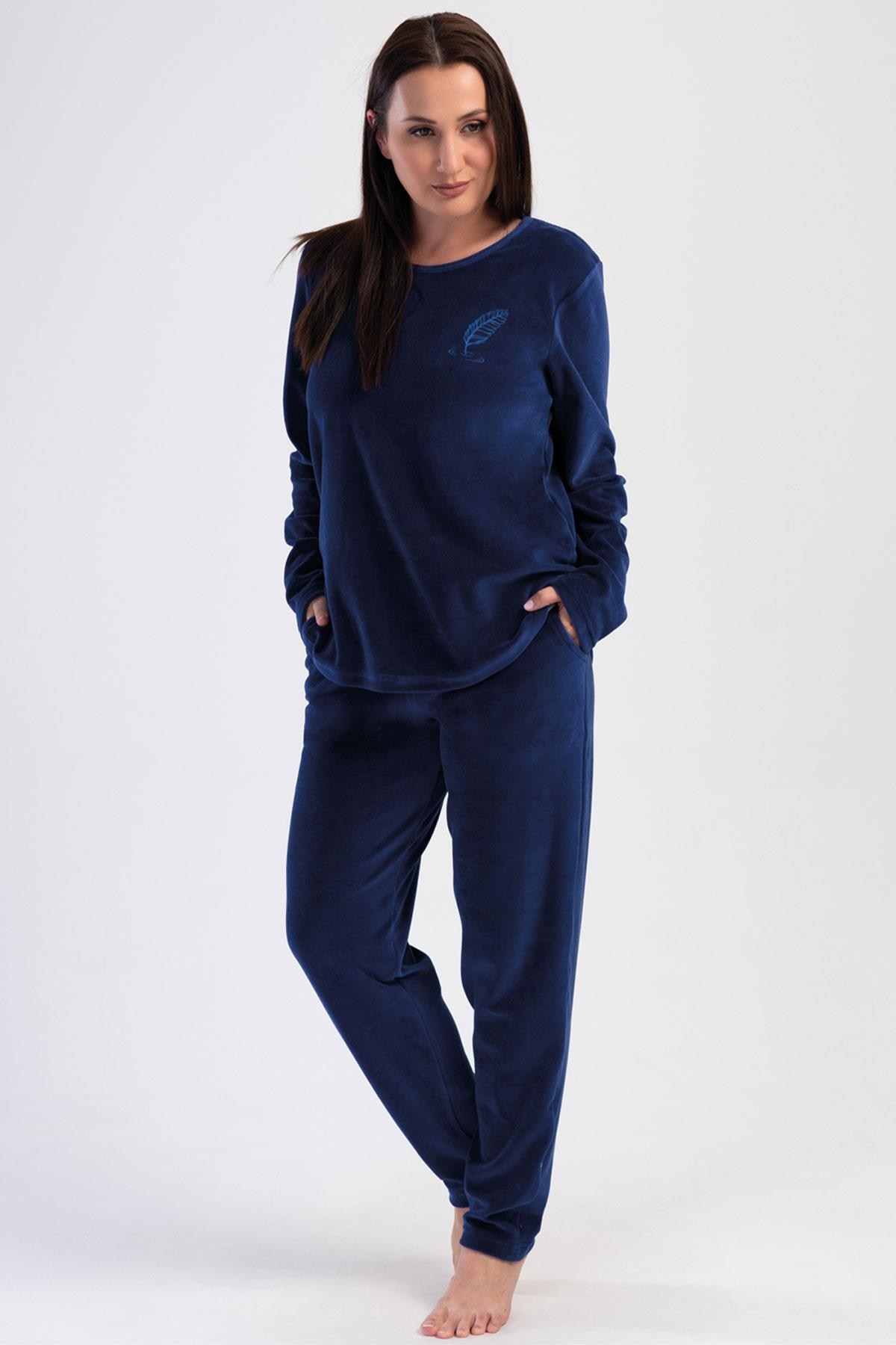 324376Kadın Büyük Beden Kadife Uzun Kol İndigo Pijama Takım C5T8N0O304Kadın Büyük Beden Kadife Uzun Kol İndigo Pijama Takım C5T8N0O304VienettaBüyük BedenBüyük BedenVienettaKadın Büyük Beden Kadife Uzun Kol İndigo Pijama Takım C5T8N0O304