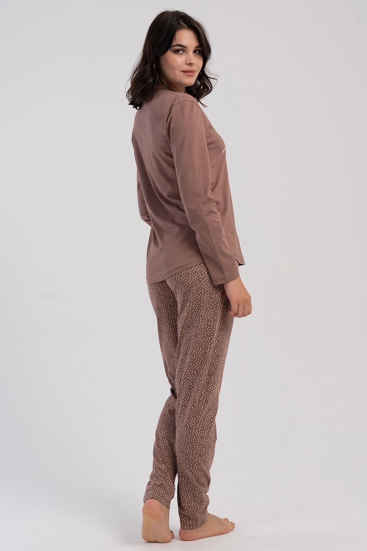 329523Kadın Büyük Beden Kahverengi Uzun Kollu Puantiyeli Alt Pijama Takımı C7T5N3305Büyük BedenVienettaKadın Büyük Beden Kahverengi Uzun Kollu Puantiyeli Alt Pijama Takımı C7T5N3305
