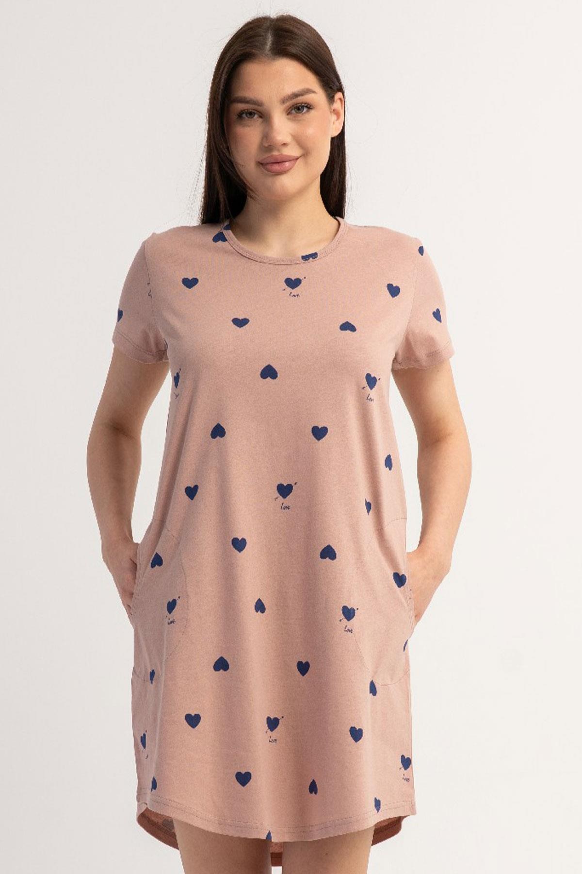 333041Kadın Kısa Kollu Pudra Pembe Kalp Desenli Gecelik Tunik C1T2N0106Kısa GecelikVienettaKadın Kısa Kollu Pudra Pembe Kalp Desenli Gecelik Tunik C1T2N0106