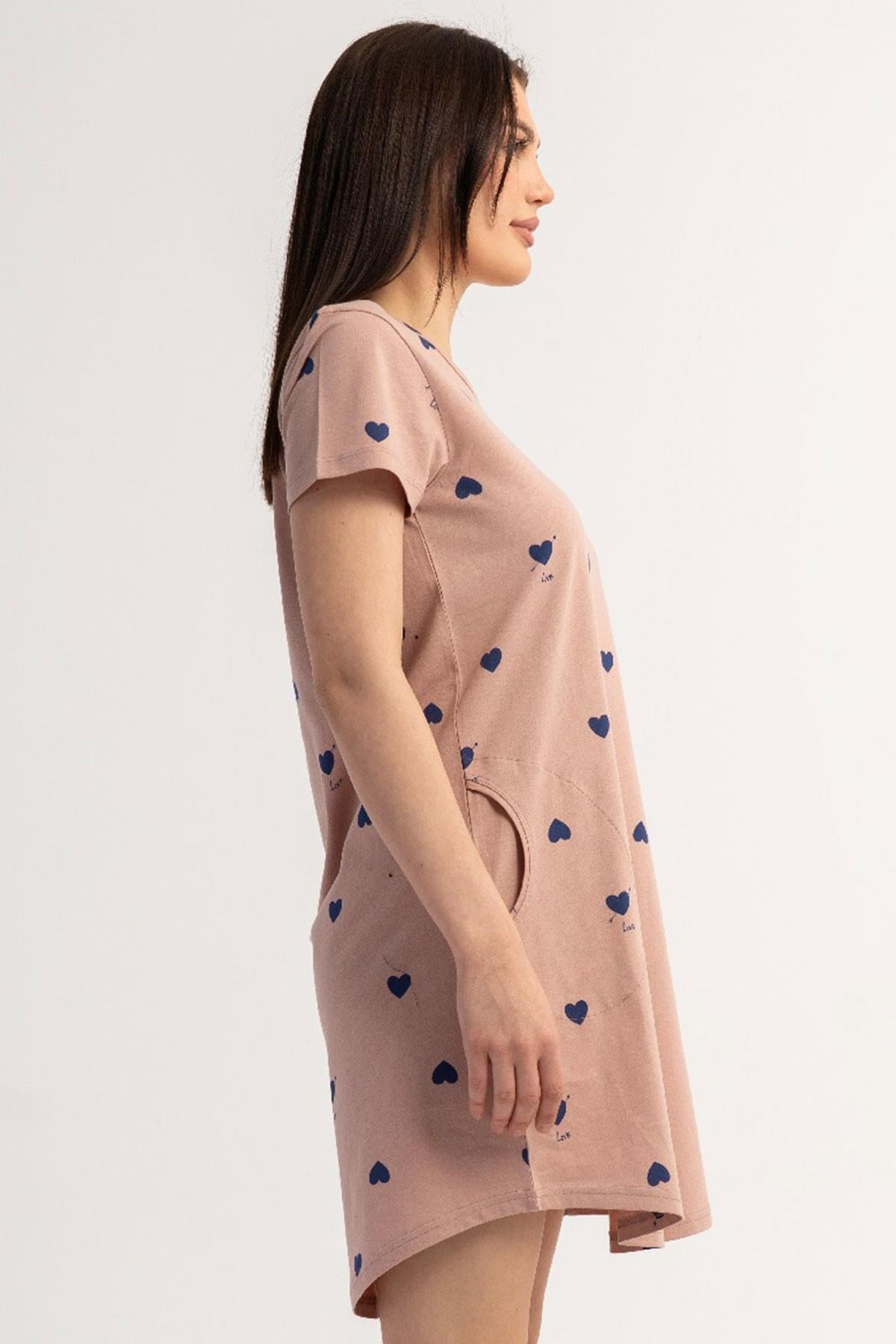 333041Kadın Kısa Kollu Pudra Pembe Kalp Desenli Gecelik Tunik C1T2N0106Kısa GecelikVienettaKadın Kısa Kollu Pudra Pembe Kalp Desenli Gecelik Tunik C1T2N0106