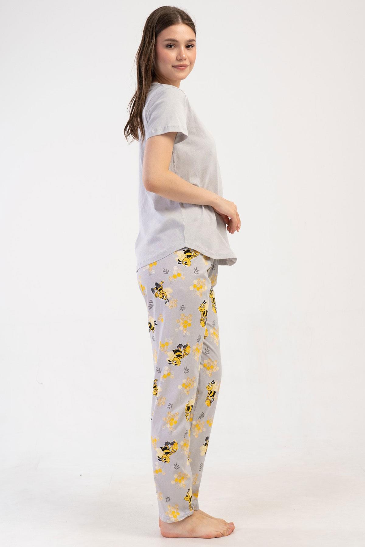 327299Kadın Kısa Kol Gri Pijama Takımı %100 PAMUK C1T9N2O804cotonhause.com.tr Online Alışveriş - Sezon İndirimlerini Keşfet Kadın Kısa Kol Gri Pijama Takımı %100 PAMUK C1T9N2O804Kısa Kol / Askılı PijamaVienettaKadın Kısa Kol Gri Pijama Takımı %100 PAMUK C1T9N2O804