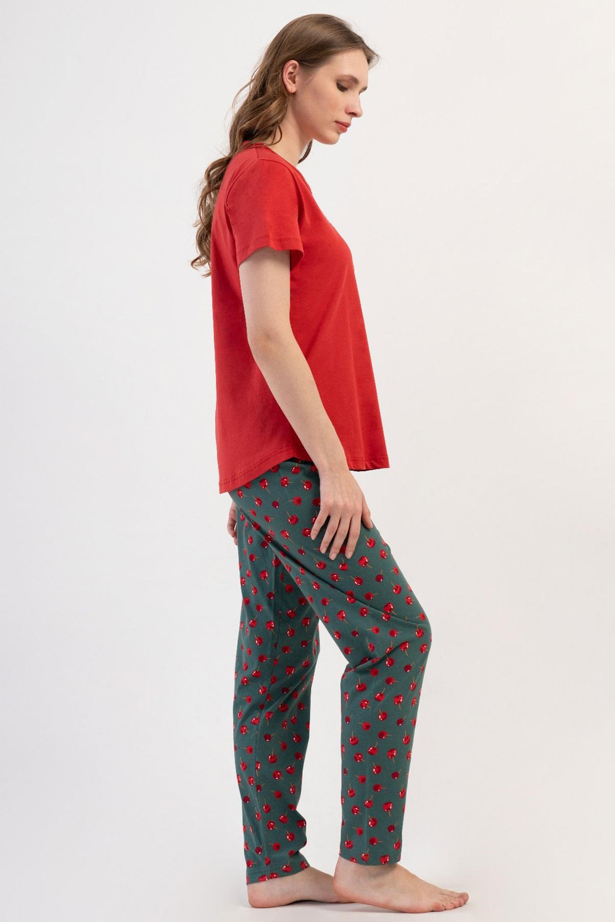 327291Kadın Büyük Beden Kısa Kol Kırmızı Pijama Takım %100 PAMUK C5T0N2O804cotonhause.com.tr Online Alışveriş - Sezon İndirimlerini Keşfet Kadın Büyük Beden Kısa Kol Kırmızı Pijama Takım %100 PAMUK C5T0N2O804Kısa Kol / Askılı PijamaVienettaKadın Büyük Beden Kısa Kol Kırmızı Pijama Takım %100 PAMUK C5T0N2O804
