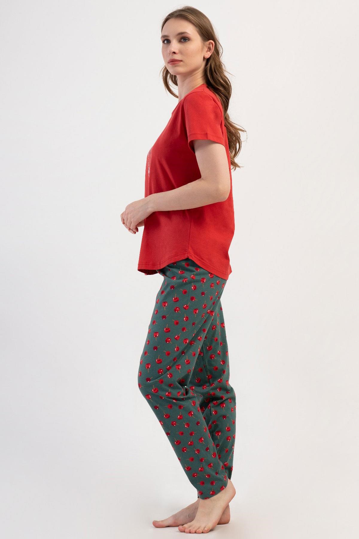 327291Kadın Büyük Beden Kısa Kol Kırmızı Pijama Takım %100 PAMUK C5T0N2O804cotonhause.com.tr Online Alışveriş - Sezon İndirimlerini Keşfet Kadın Büyük Beden Kısa Kol Kırmızı Pijama Takım %100 PAMUK C5T0N2O804Kısa Kol / Askılı PijamaVienettaKadın Büyük Beden Kısa Kol Kırmızı Pijama Takım %100 PAMUK C5T0N2O804