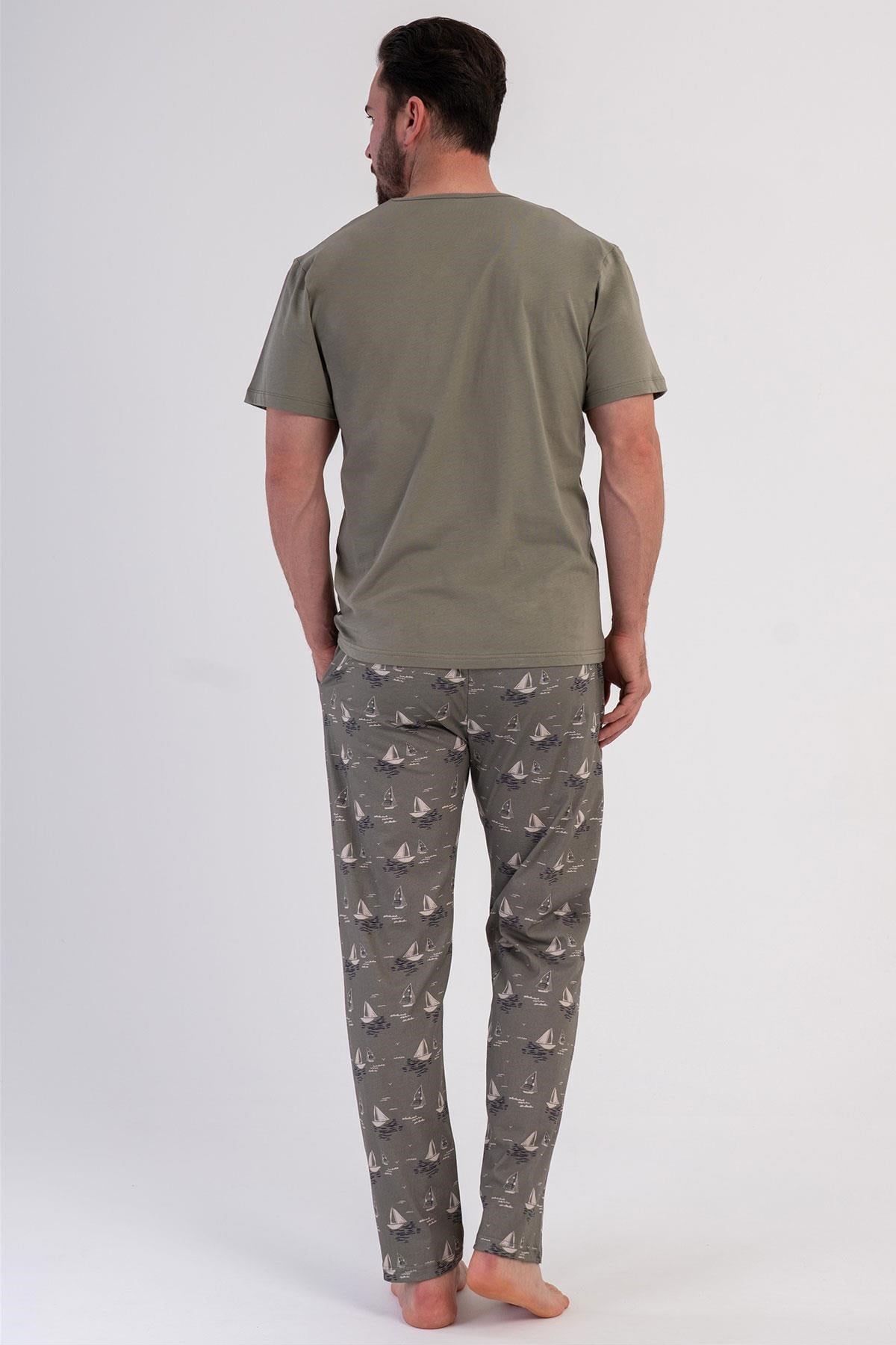 333083Erkek Büyük Beden Kısa Kollu V Yaka Haki Pijama Takımı C5T7N0106Pijama TakımıVienettaErkek Büyük Beden Kısa Kollu V Yaka Haki Pijama Takımı C5T7N0106