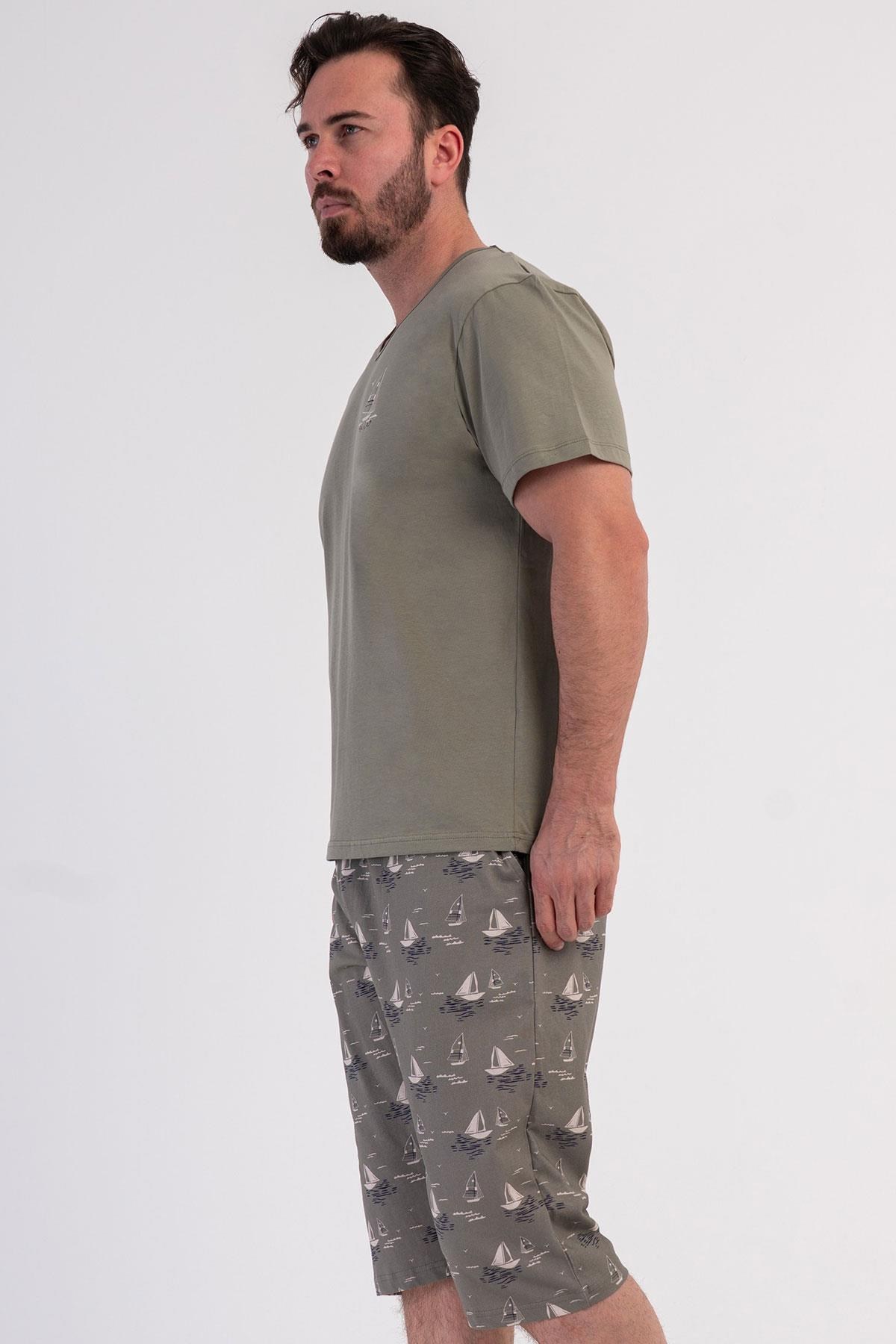 333082Erkek Büyük Beden V Yaka Kısa Kollu Kapri Haki Pijama Takımı C3T7N0106Pijama TakımıVienettaErkek Büyük Beden V Yaka Kısa Kollu Kapri Haki Pijama Takımı C3T7N0106