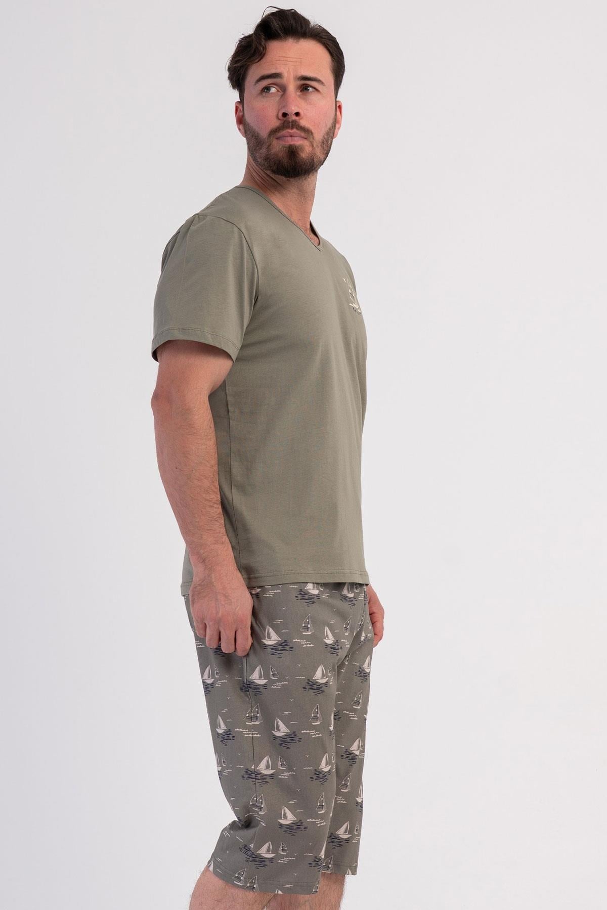 333082Erkek Büyük Beden V Yaka Kısa Kollu Kapri Haki Pijama Takımı C3T7N0106Pijama TakımıVienettaErkek Büyük Beden V Yaka Kısa Kollu Kapri Haki Pijama Takımı C3T7N0106