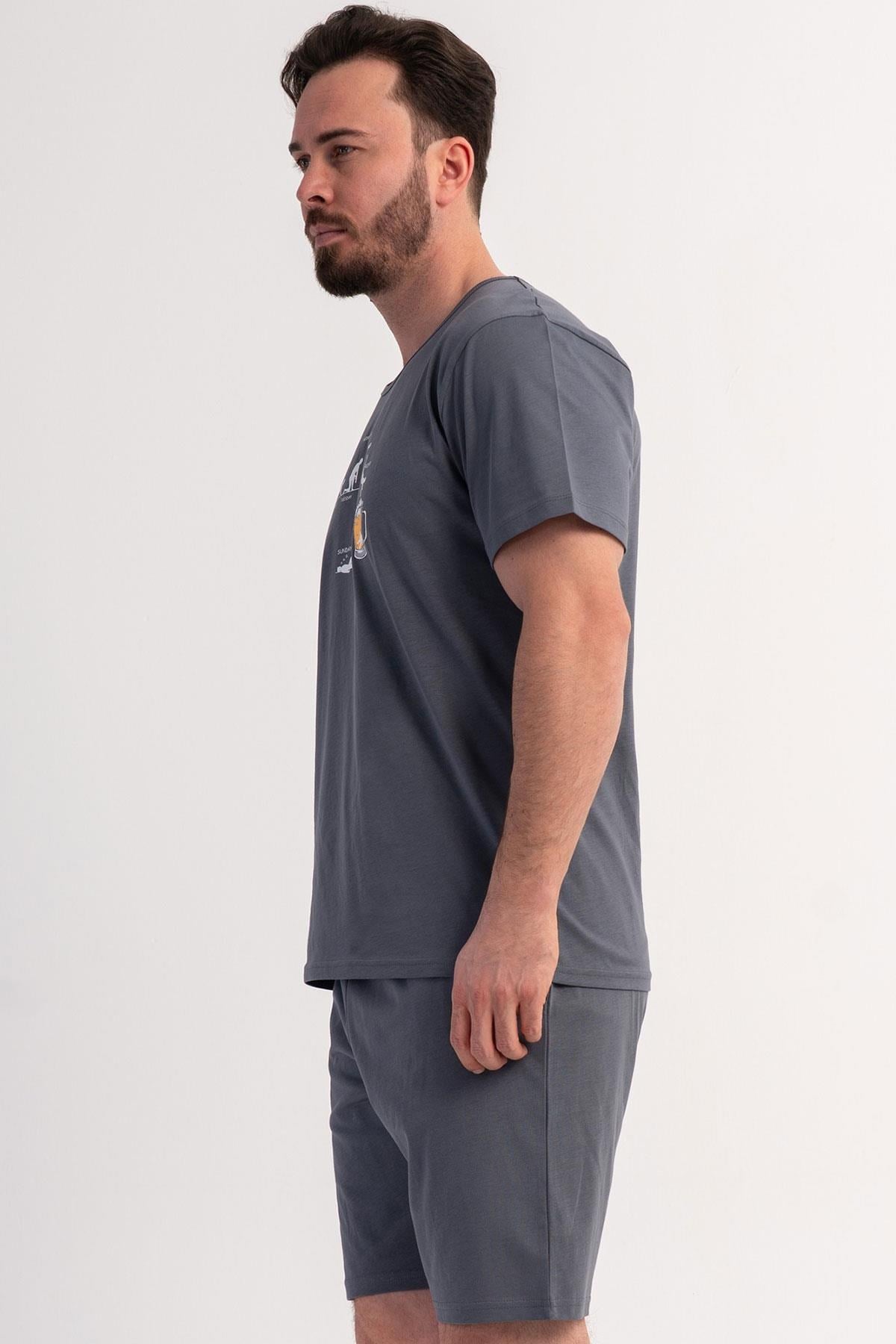 333085Erkek Büyük Beden Kısa Kollu Şortlu Füme Pijama Takımı C7T1N1106Pijama TakımıVienettaErkek Büyük Beden Kısa Kollu Şortlu Füme Pijama Takımı C7T1N1106