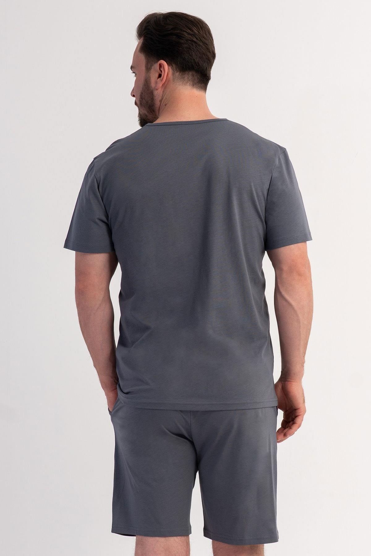 333085Erkek Büyük Beden Kısa Kollu Şortlu Füme Pijama Takımı C7T1N1106Pijama TakımıVienettaErkek Büyük Beden Kısa Kollu Şortlu Füme Pijama Takımı C7T1N1106