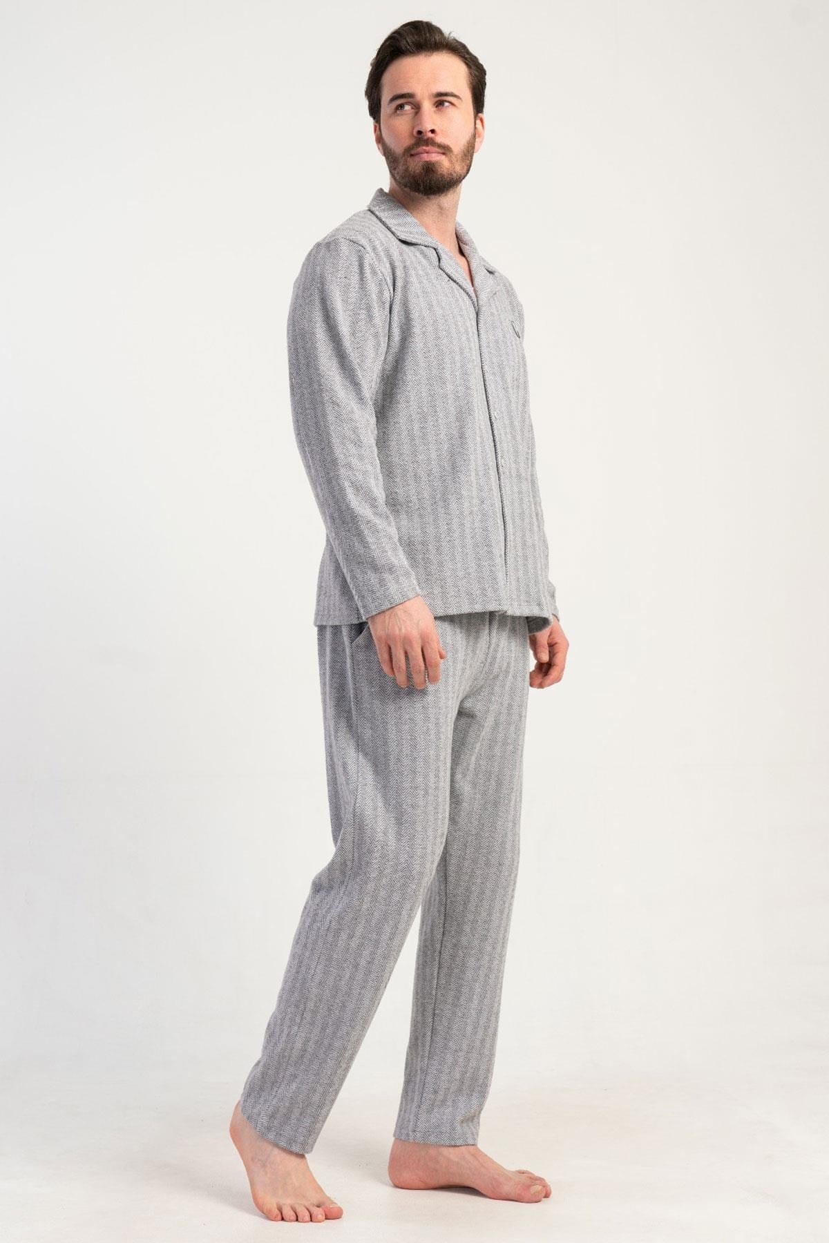 329459Erkek Gri Renk Önden Düğmeli Uzun Kollu Gömlek Yaka Jakarlı Pijama Takımı C7T0N0105Pijama TakımıVienettaErkek Gri Renk Önden Düğmeli Uzun Kollu Gömlek Yaka Jakarlı Pijama Takımı C7T0N0105