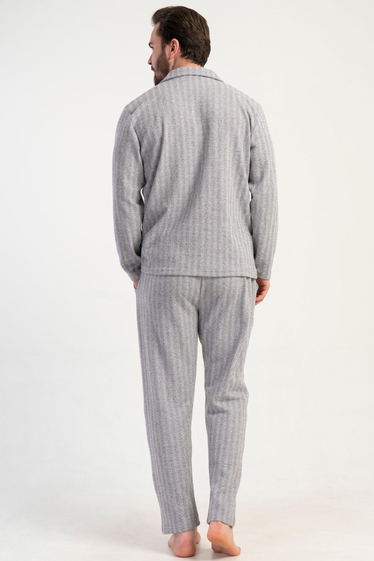 329459Erkek Gri Renk Önden Düğmeli Uzun Kollu Gömlek Yaka Jakarlı Pijama Takımı C7T0N0105Pijama TakımıVienettaErkek Gri Renk Önden Düğmeli Uzun Kollu Gömlek Yaka Jakarlı Pijama Takımı C7T0N0105