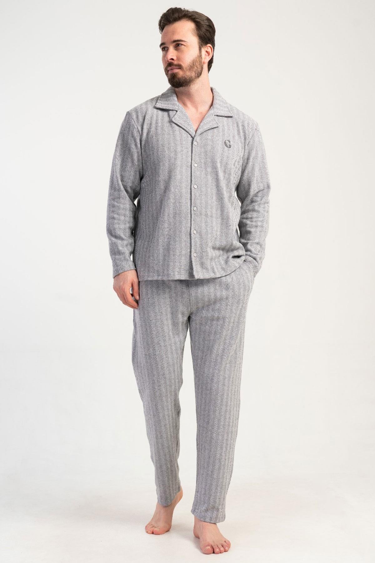 329459Erkek Gri Renk Önden Düğmeli Uzun Kollu Gömlek Yaka Jakarlı Pijama Takımı C7T0N0105Pijama TakımıVienettaErkek Gri Renk Önden Düğmeli Uzun Kollu Gömlek Yaka Jakarlı Pijama Takımı C7T0N0105